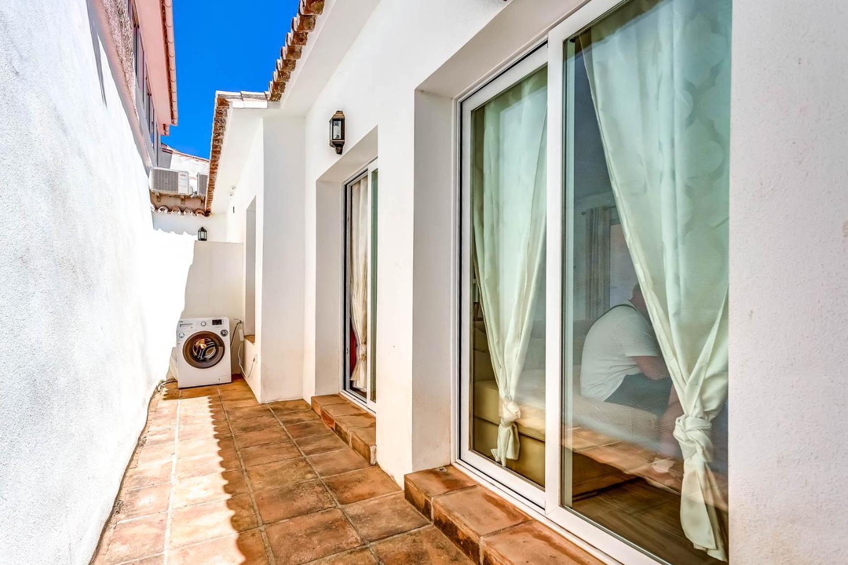 Chispita & Sevilla Torreblanca Apartamento