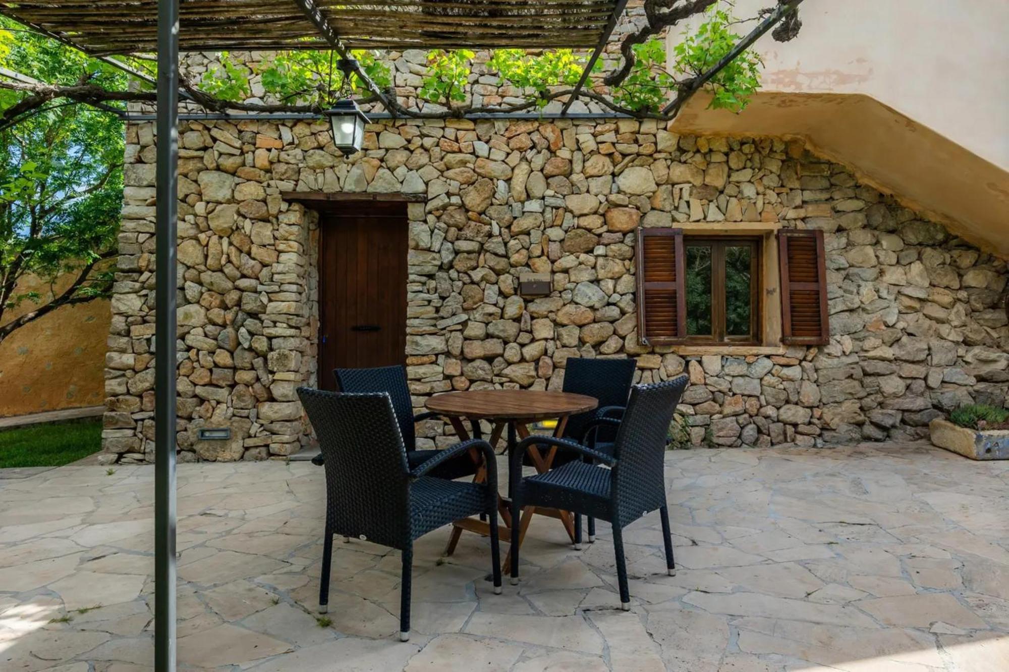 S'hort De Sa Bagura Farm stay *