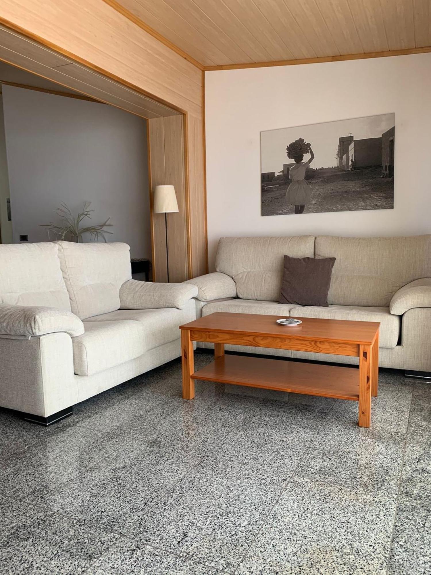 Ake Apartment *