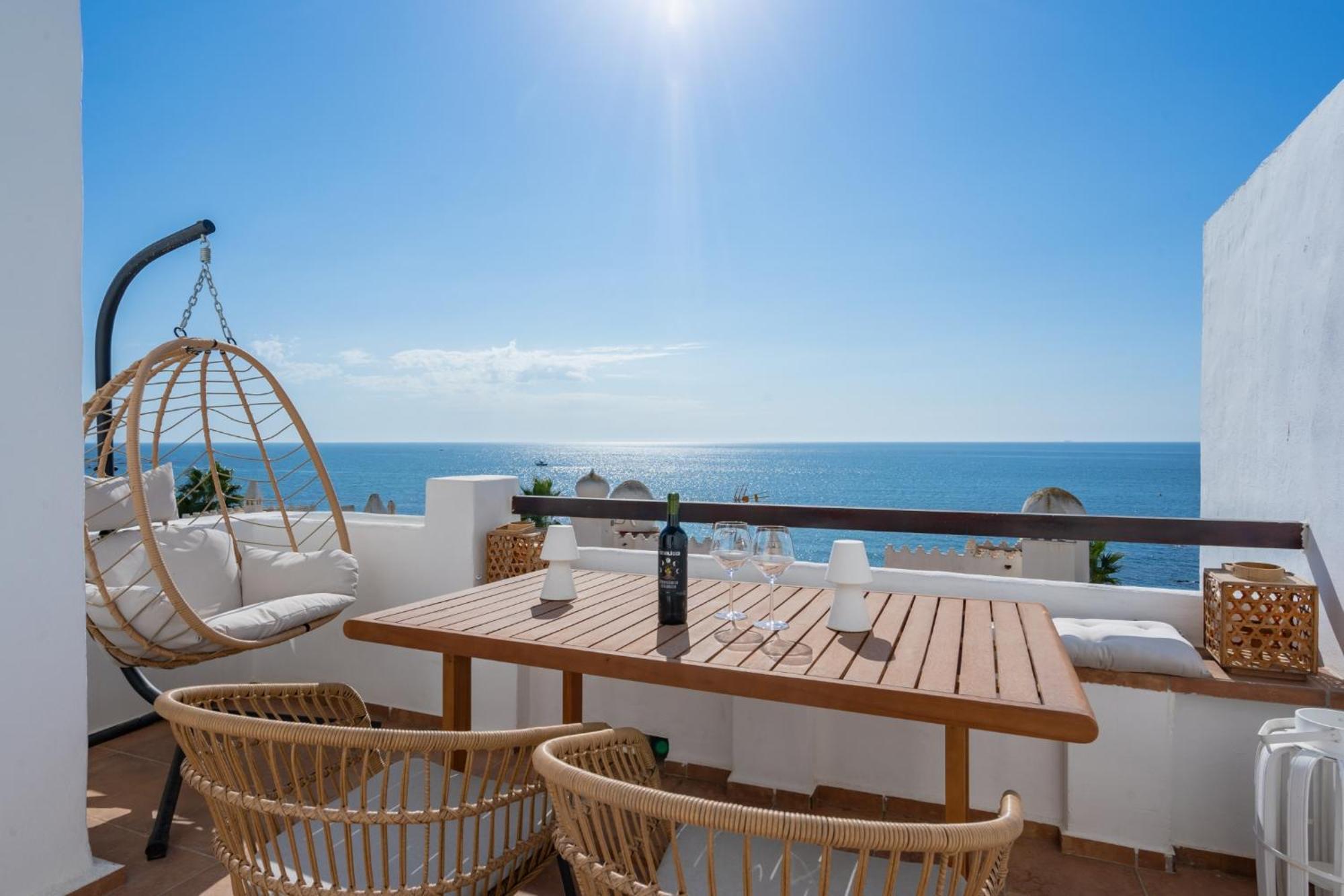 Cosy With Direct Access To The Sea Apartamento