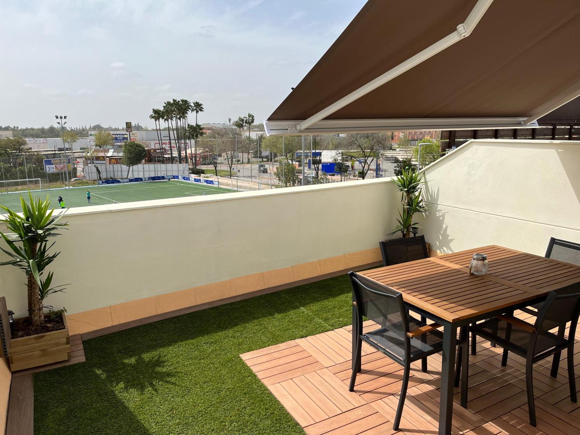 Duplex Con Terraza Privada Y Parking A 15 Minutos De Sevilla Dos Hermanas