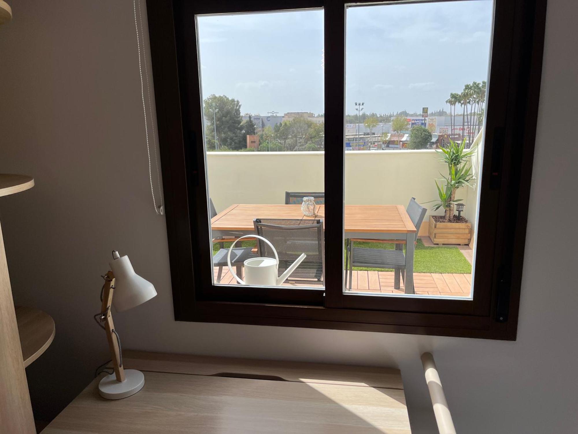 Apartamento Duplex Con Terraza Privada Y Parking A 15 Minutos De Sevilla Dos Hermanas