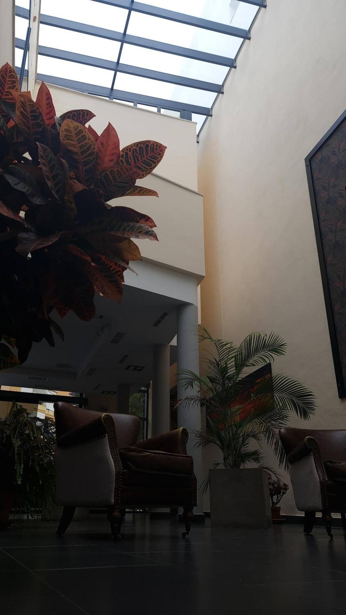 Nardos Hotel