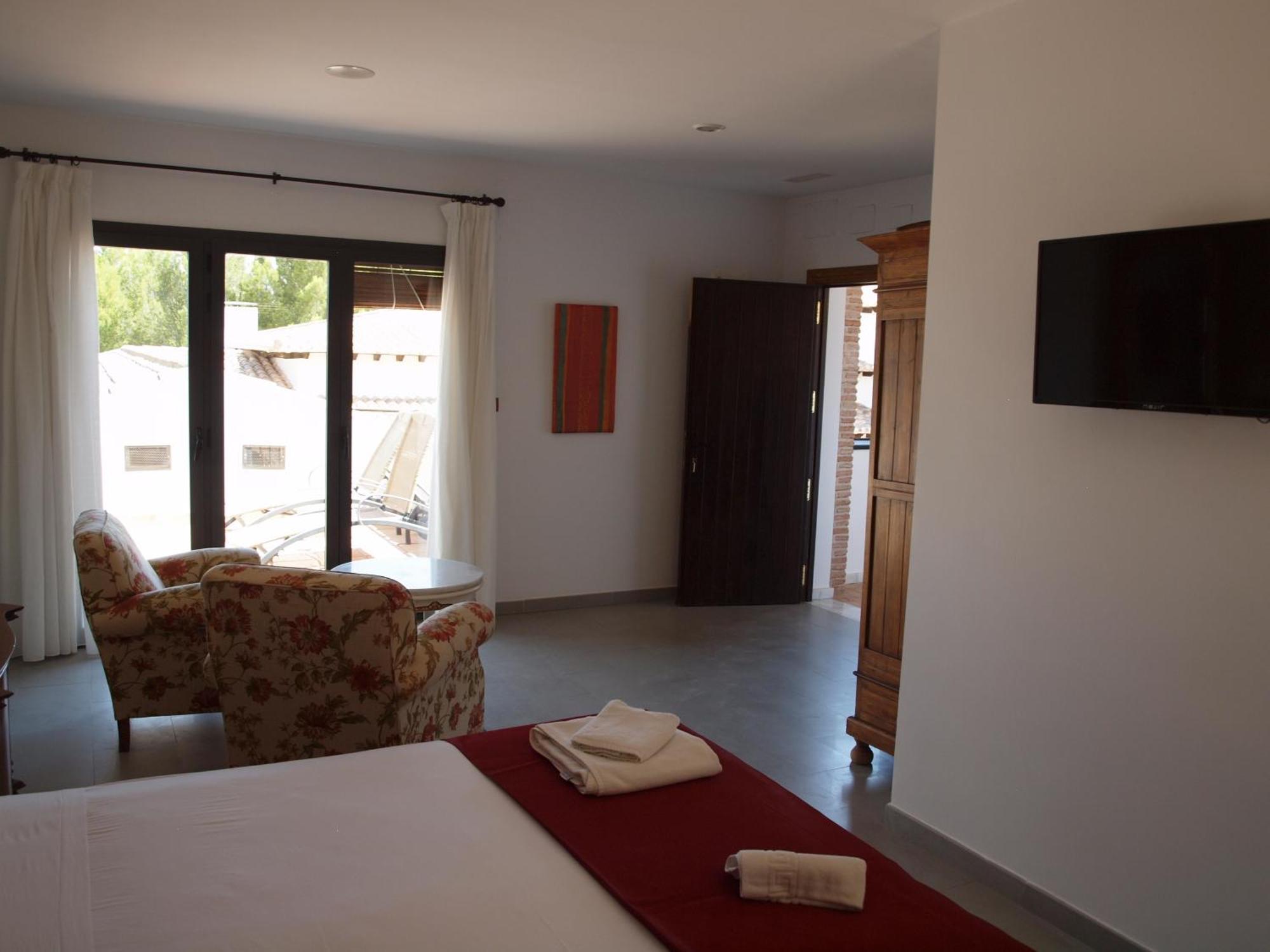 Rural La Alcanacia Hotel 3*