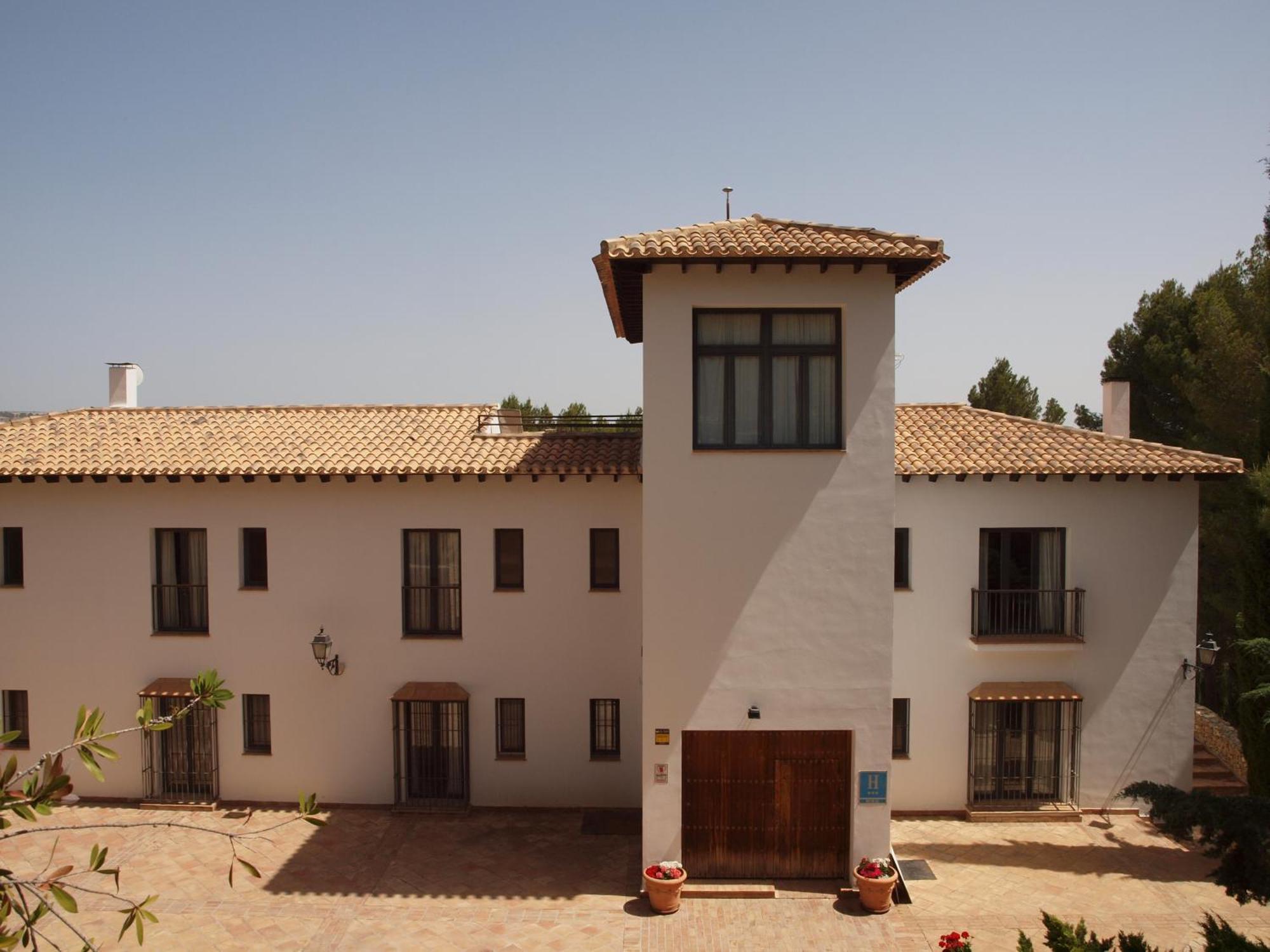 Rural La Alcanacia Hotel 3*