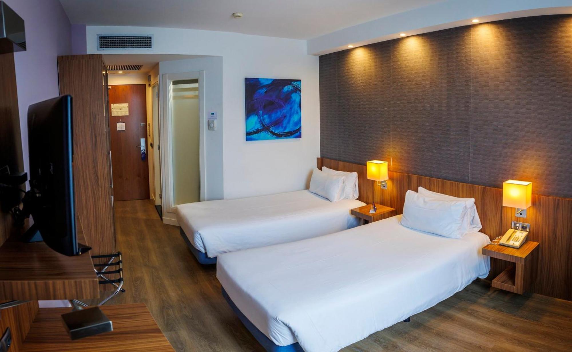 Express Bilbao Airport By Ihg 3*
