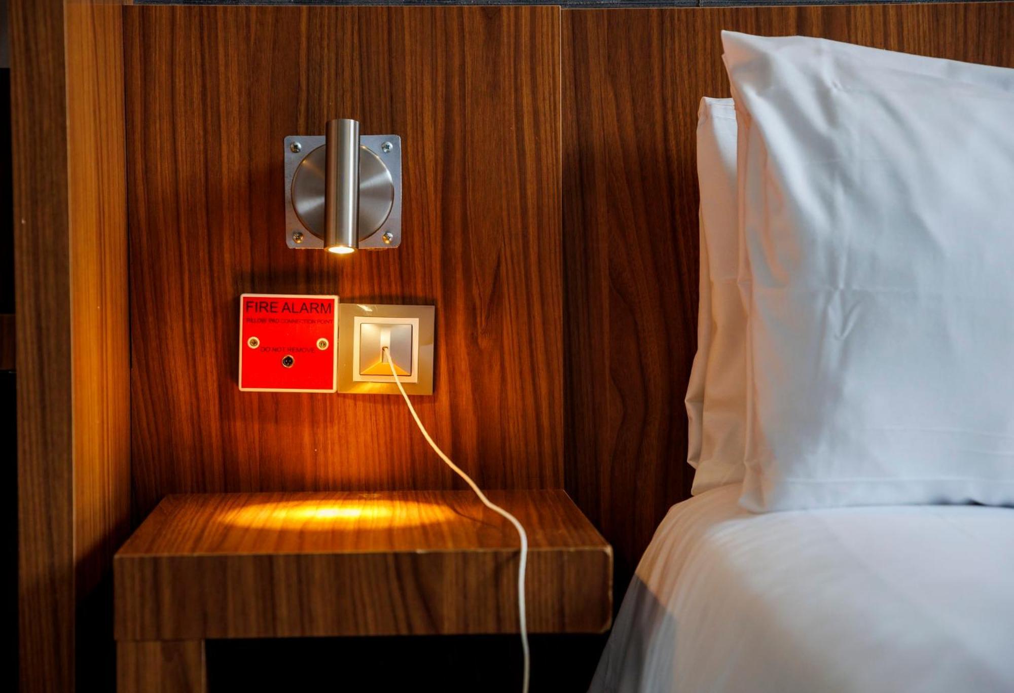 Hotel Express Bilbao Airport By Ihg 3*