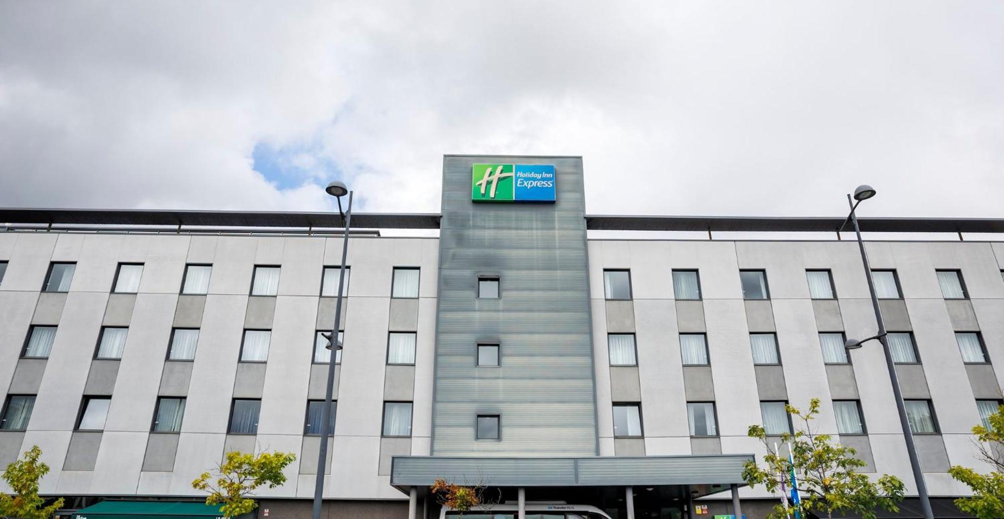 Express Bilbao Airport By Ihg Hotel 3*