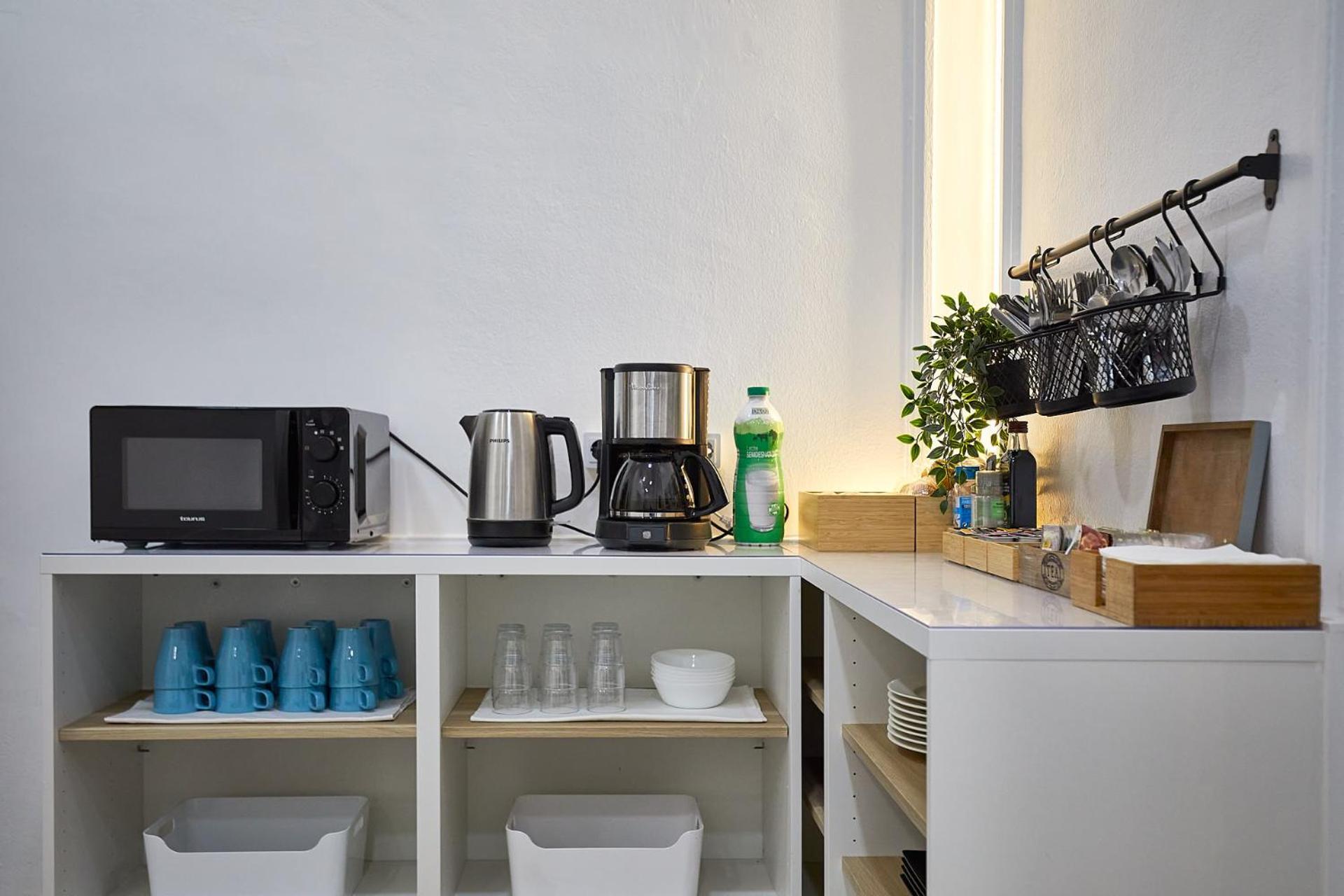 Ella Hostel Gran Via Guest house