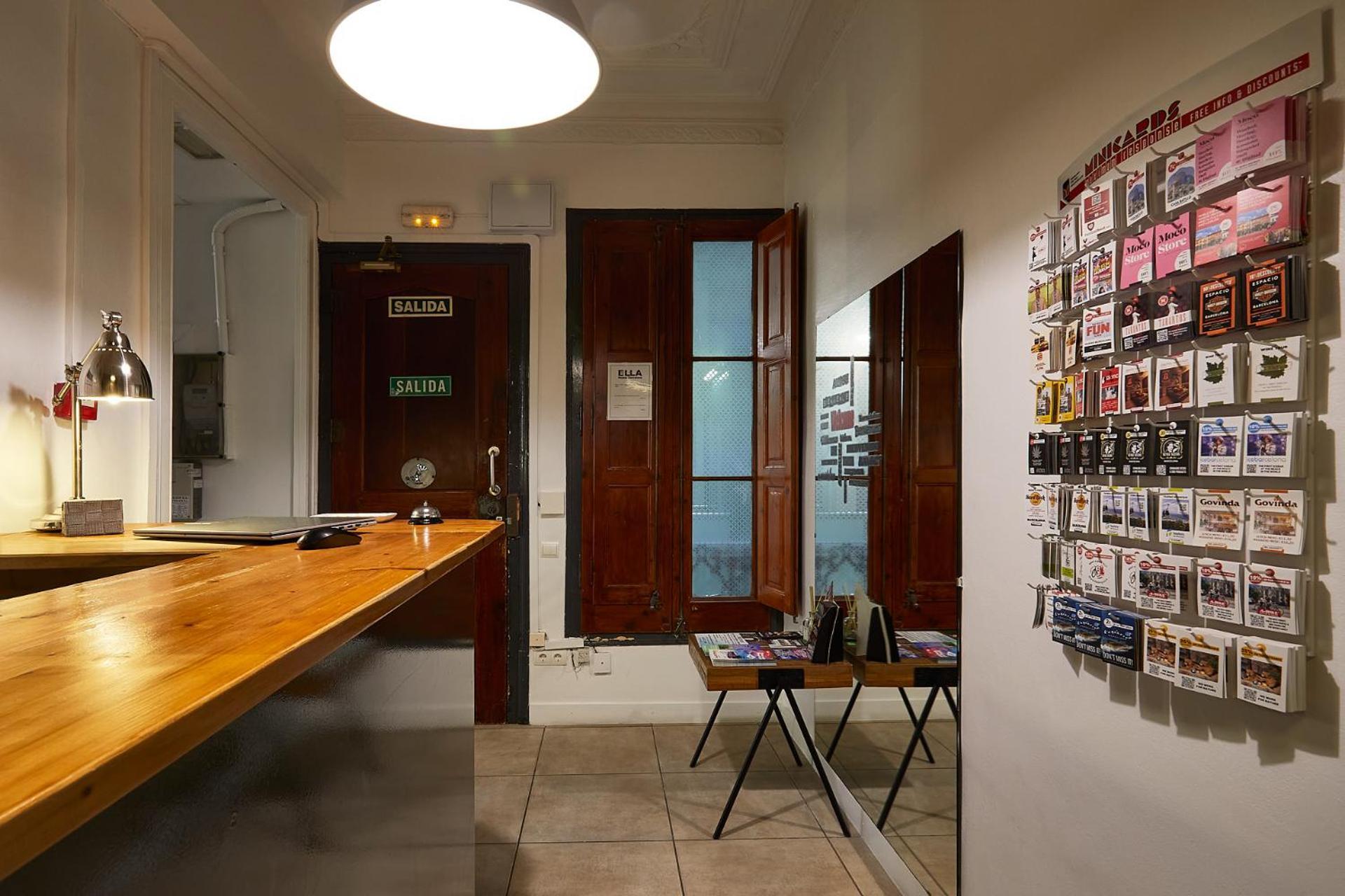 Ella Hostel Gran Via