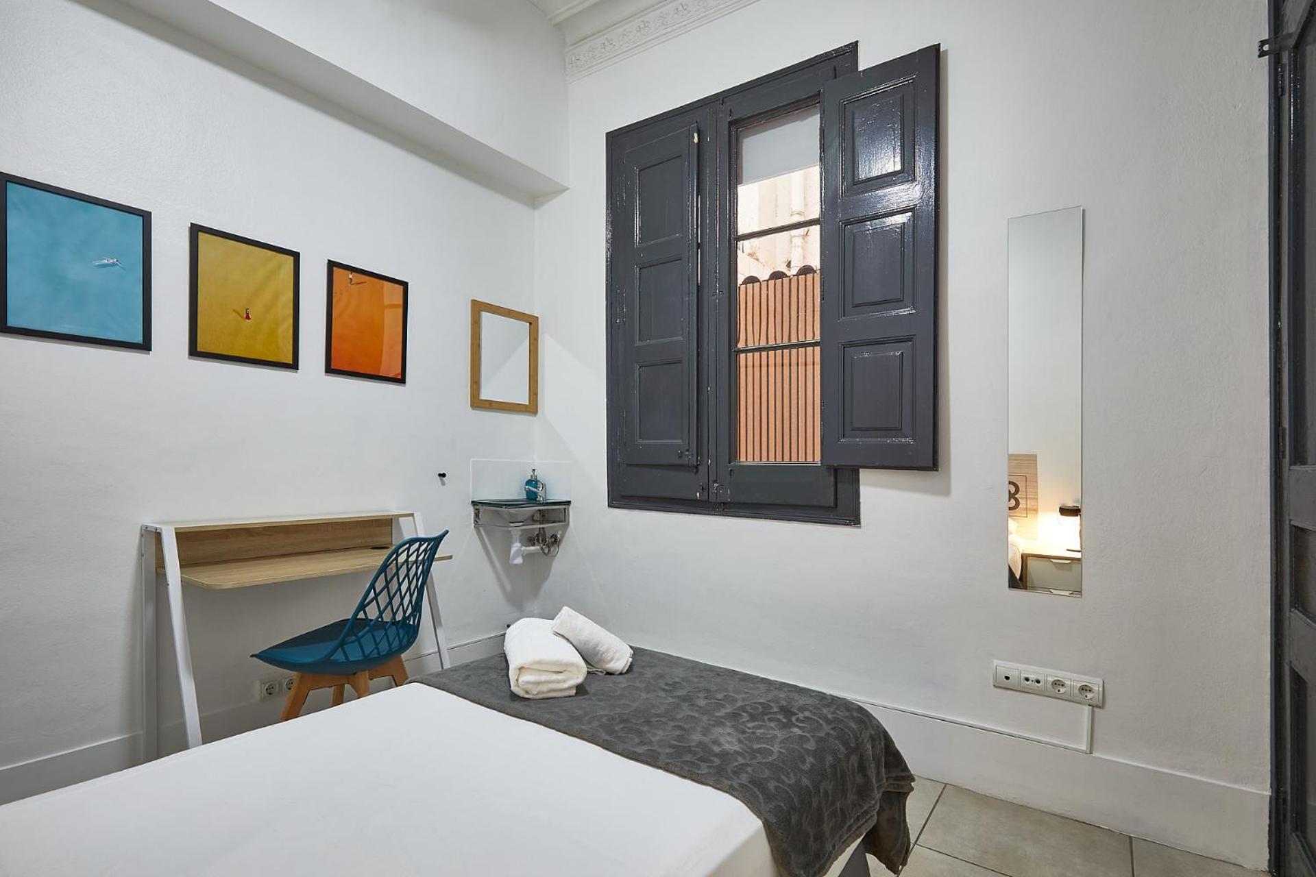 Guest house Ella Hostel Gran Via