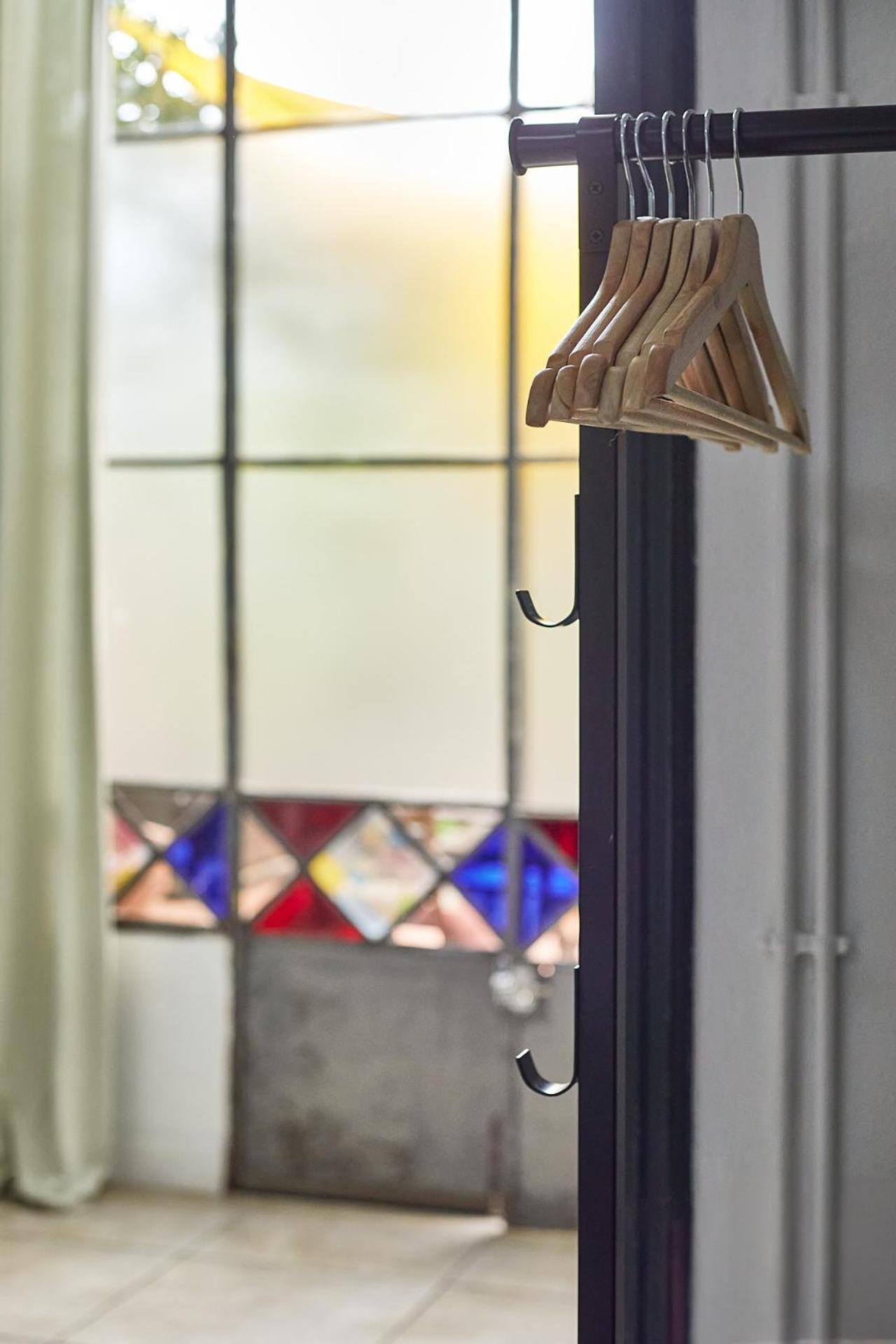 Guest house Ella Hostel Gran Via Barcelona