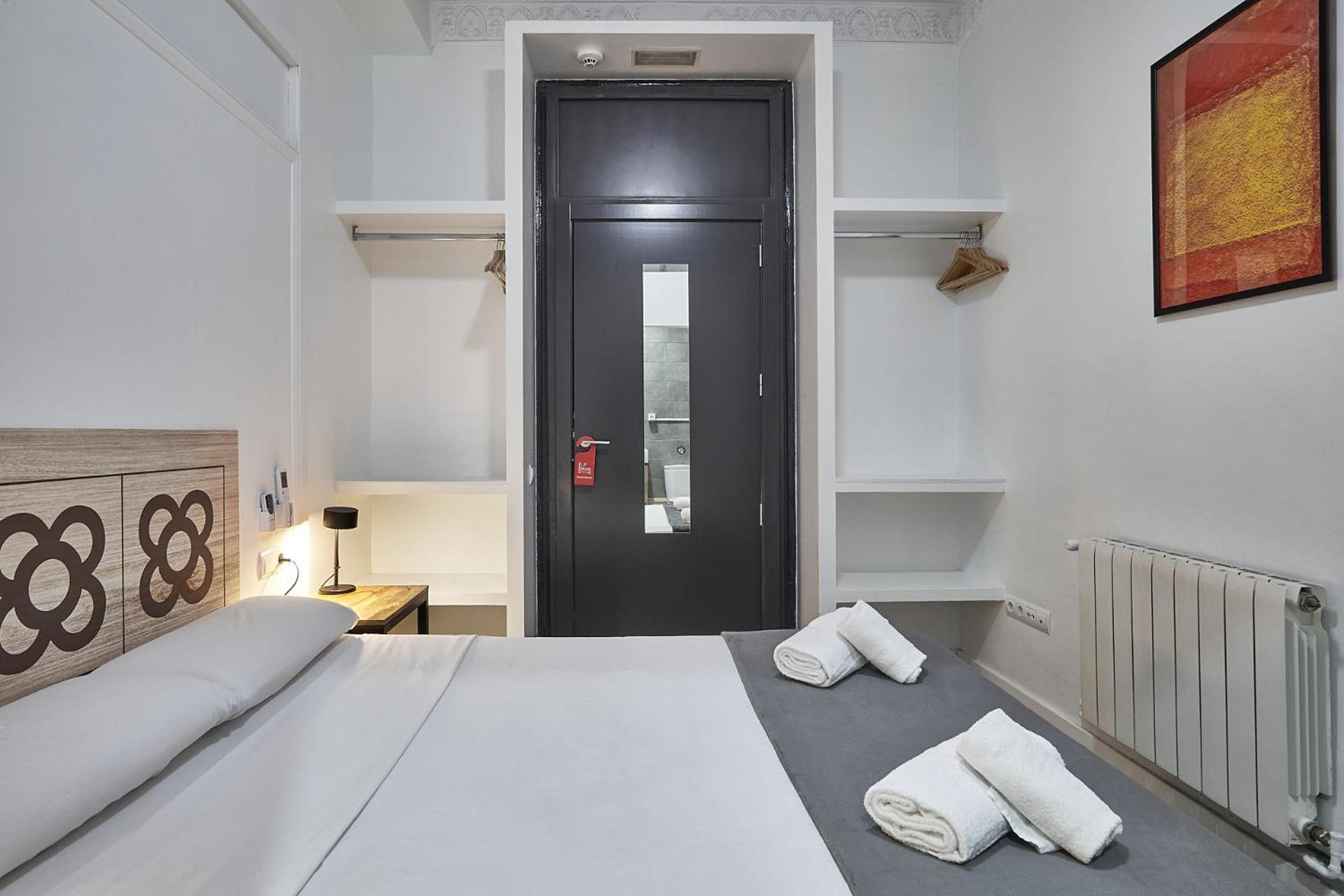 Guest house Ella Hostel Gran Via