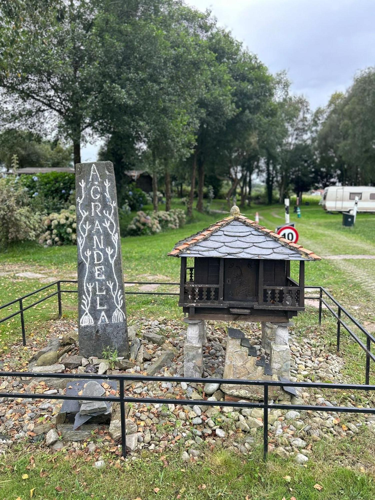 A Grandella Camping