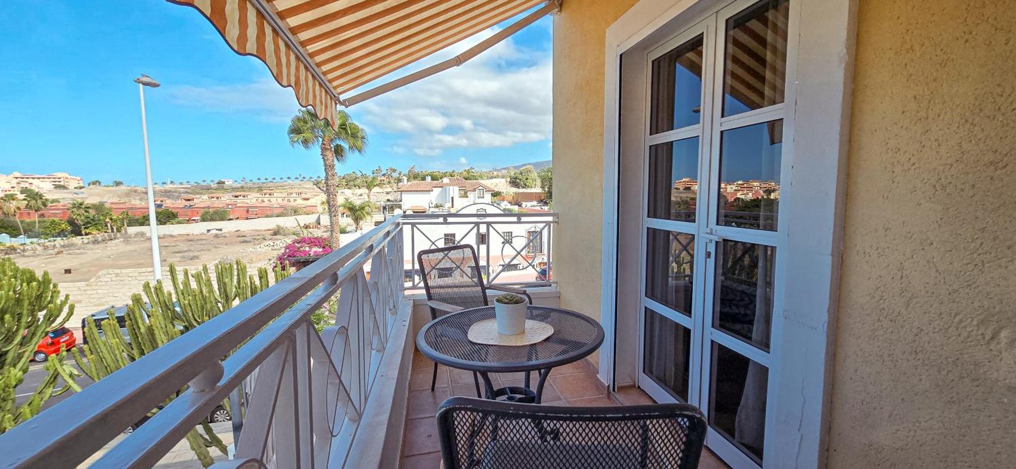 Beautiful El Duque Apartment