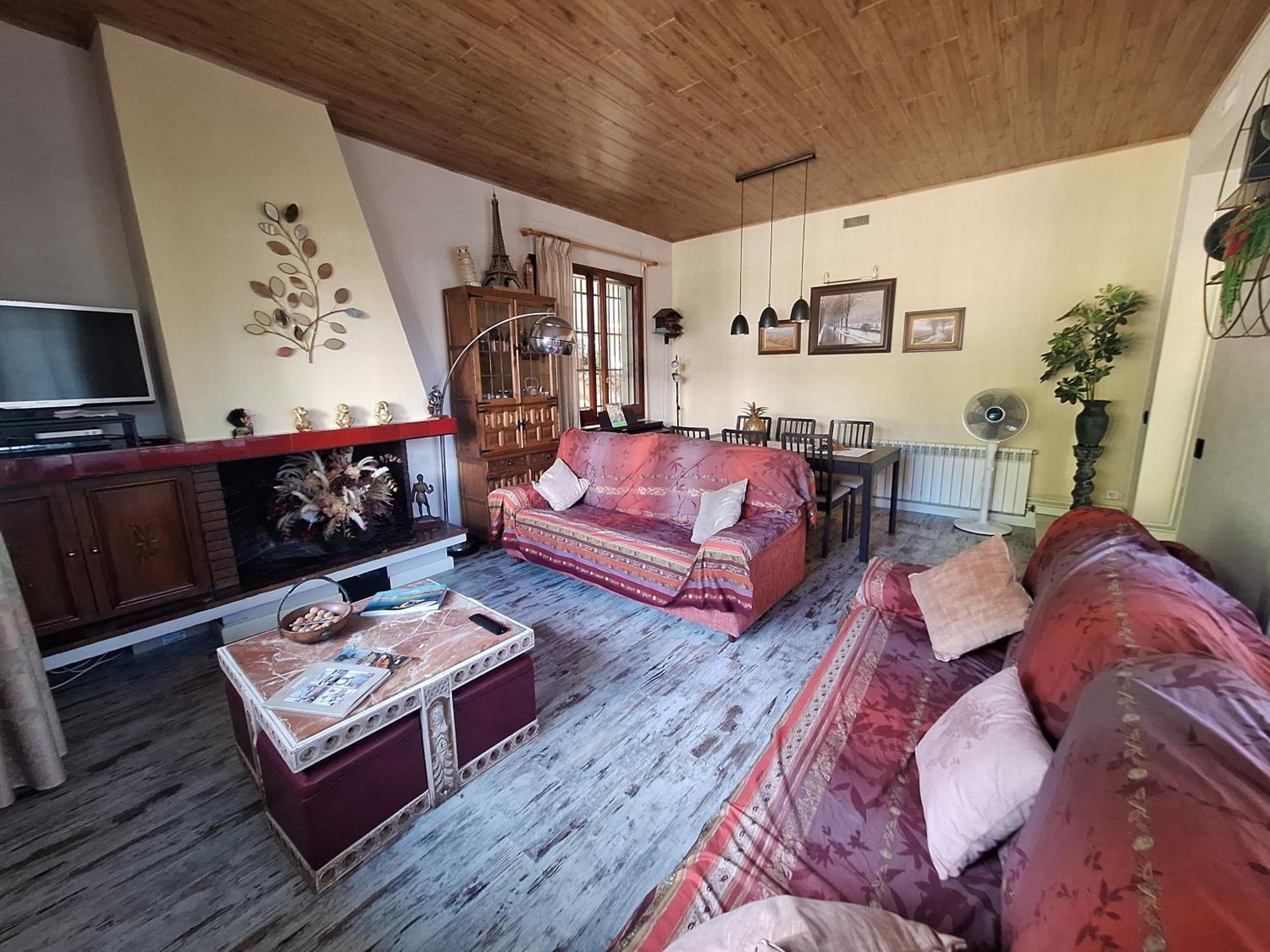 Holiday home Casa Familiar Con Piscina