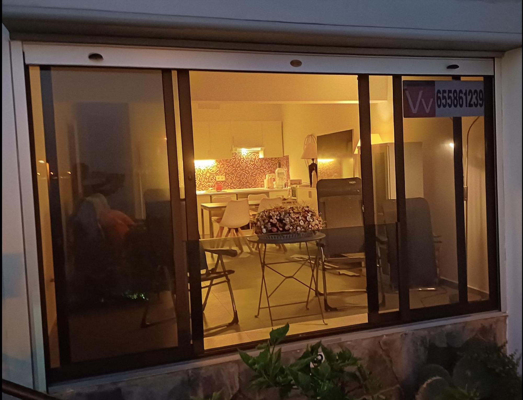 Uno - Front Line Of Ocean Apartamento *