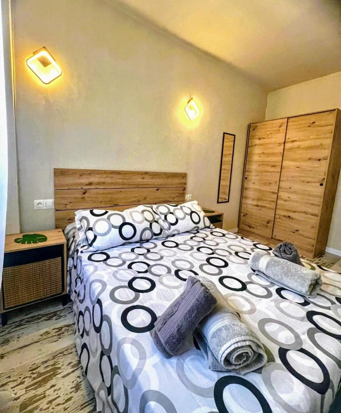 Homestay Casita Naif En A 30 Metros De La Playa Torre Del Mar