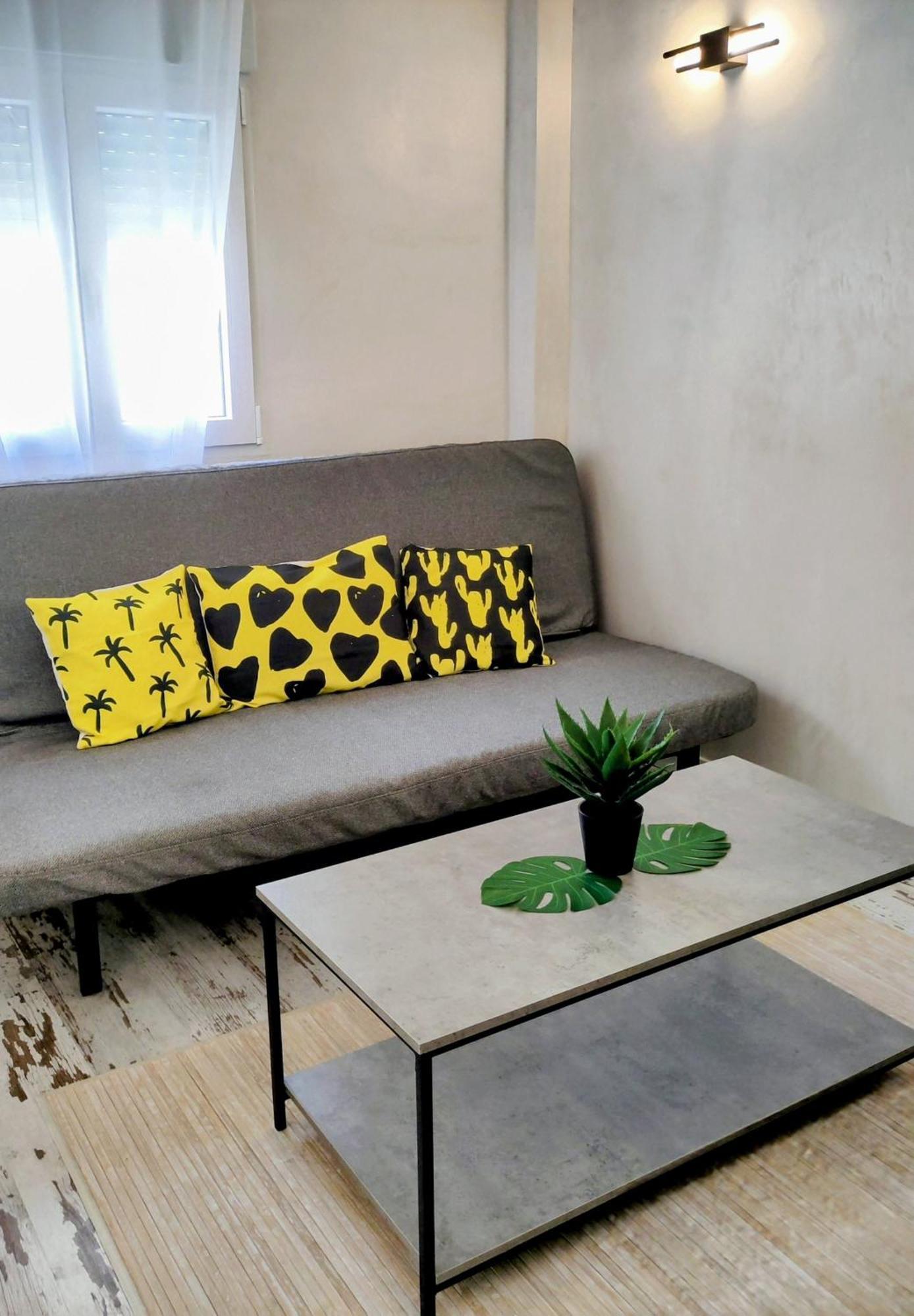 Casita Naif En A 30 Metros De La Playa Torre Del Mar