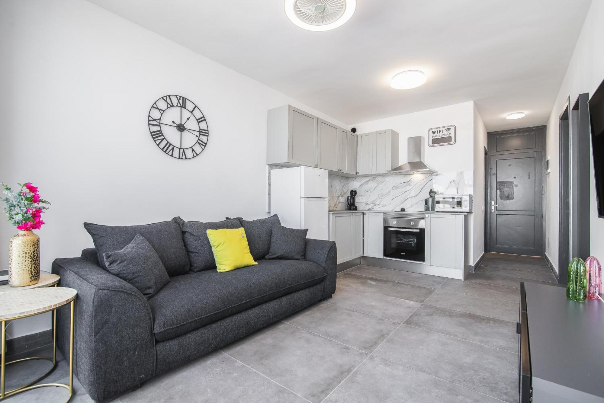 Beach, One Bedroom * Patalavaca