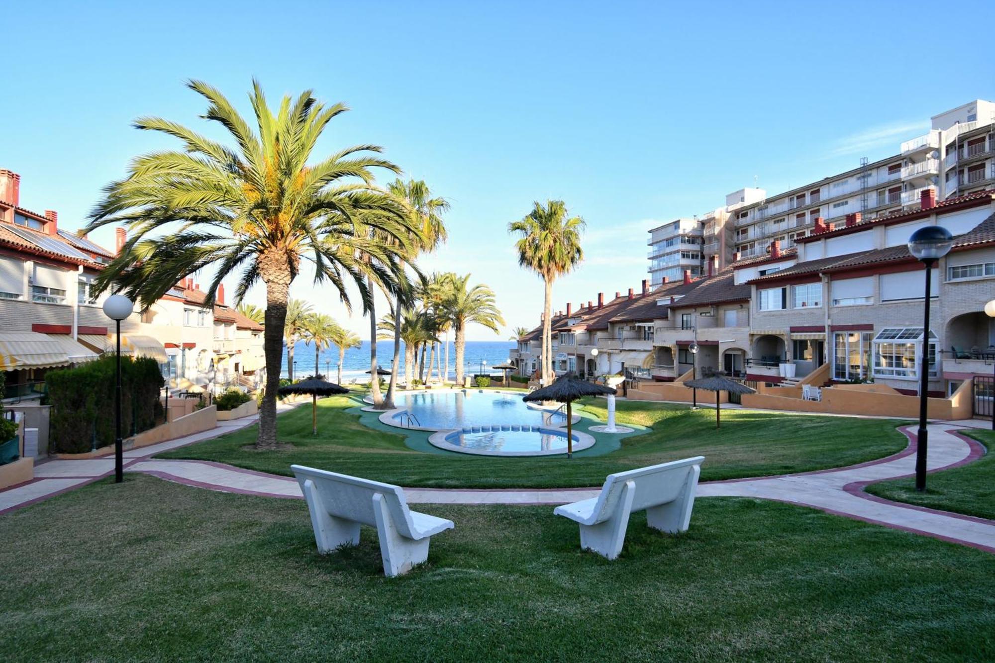 Muchavista Playa Alicante El Campello
