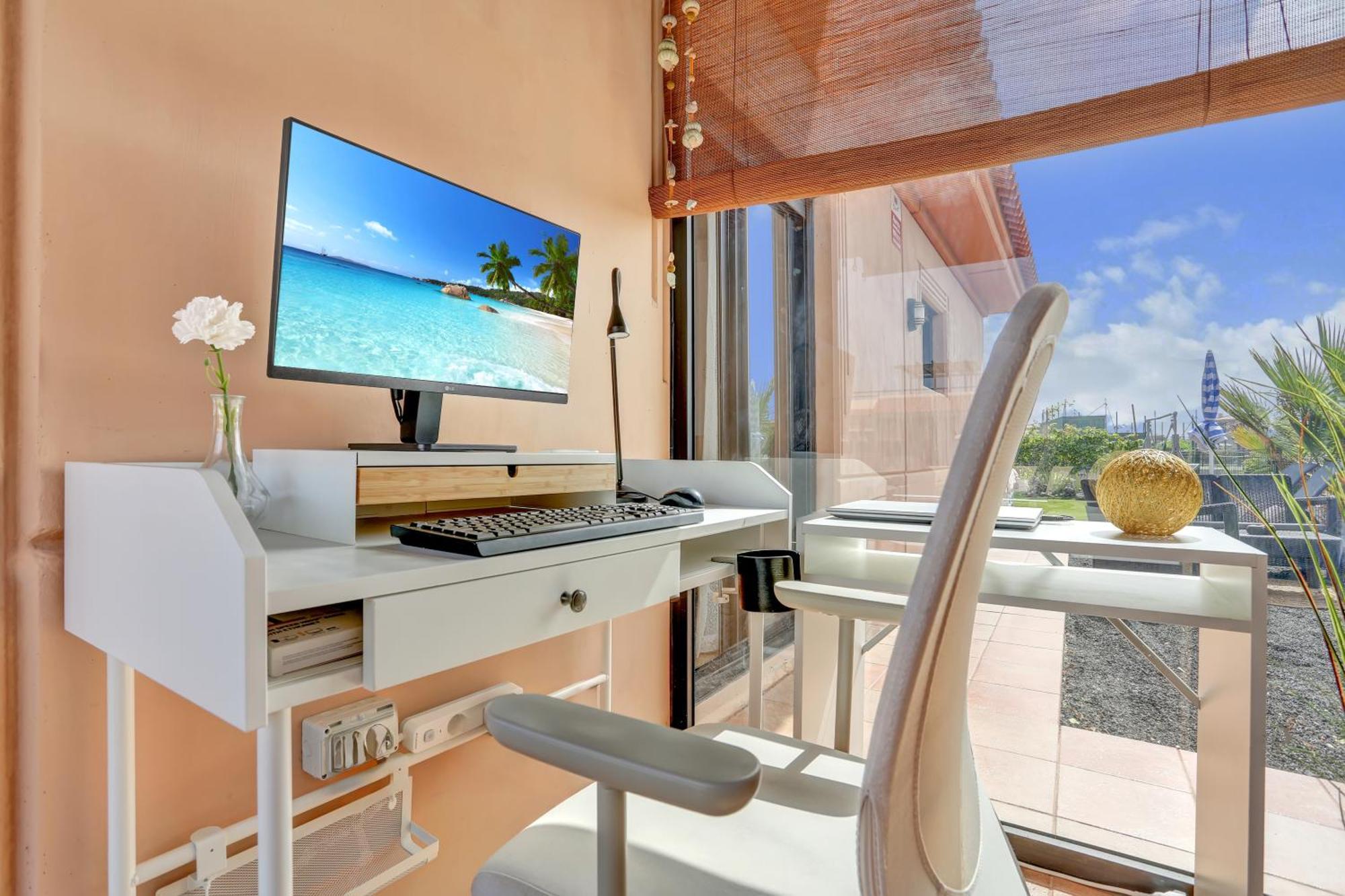 Villa La Torre Del Mar, Un Rincon En El Atlantico Lajares- Origomare - Remote Work