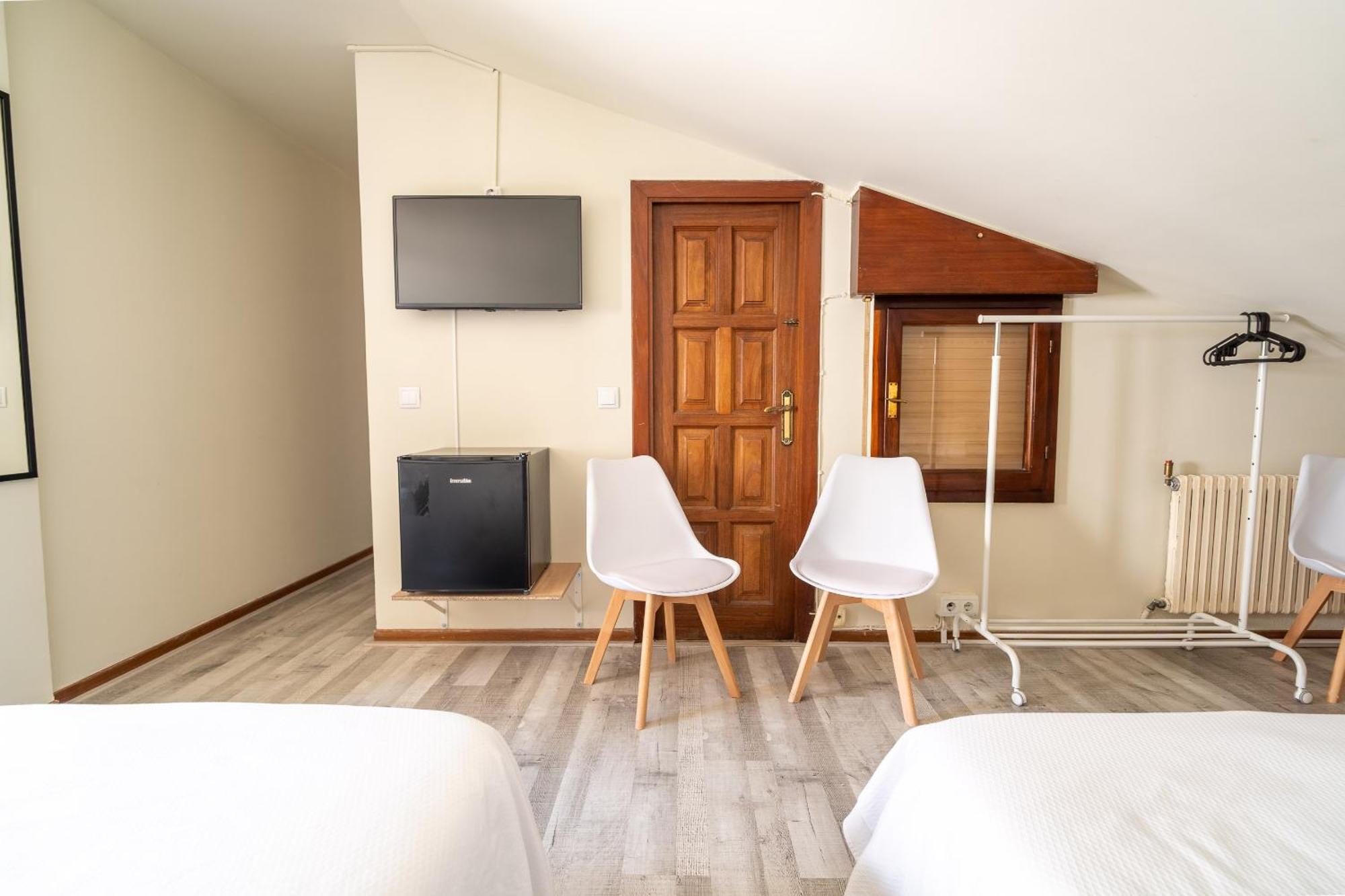 Guest house Valdecilla 3000