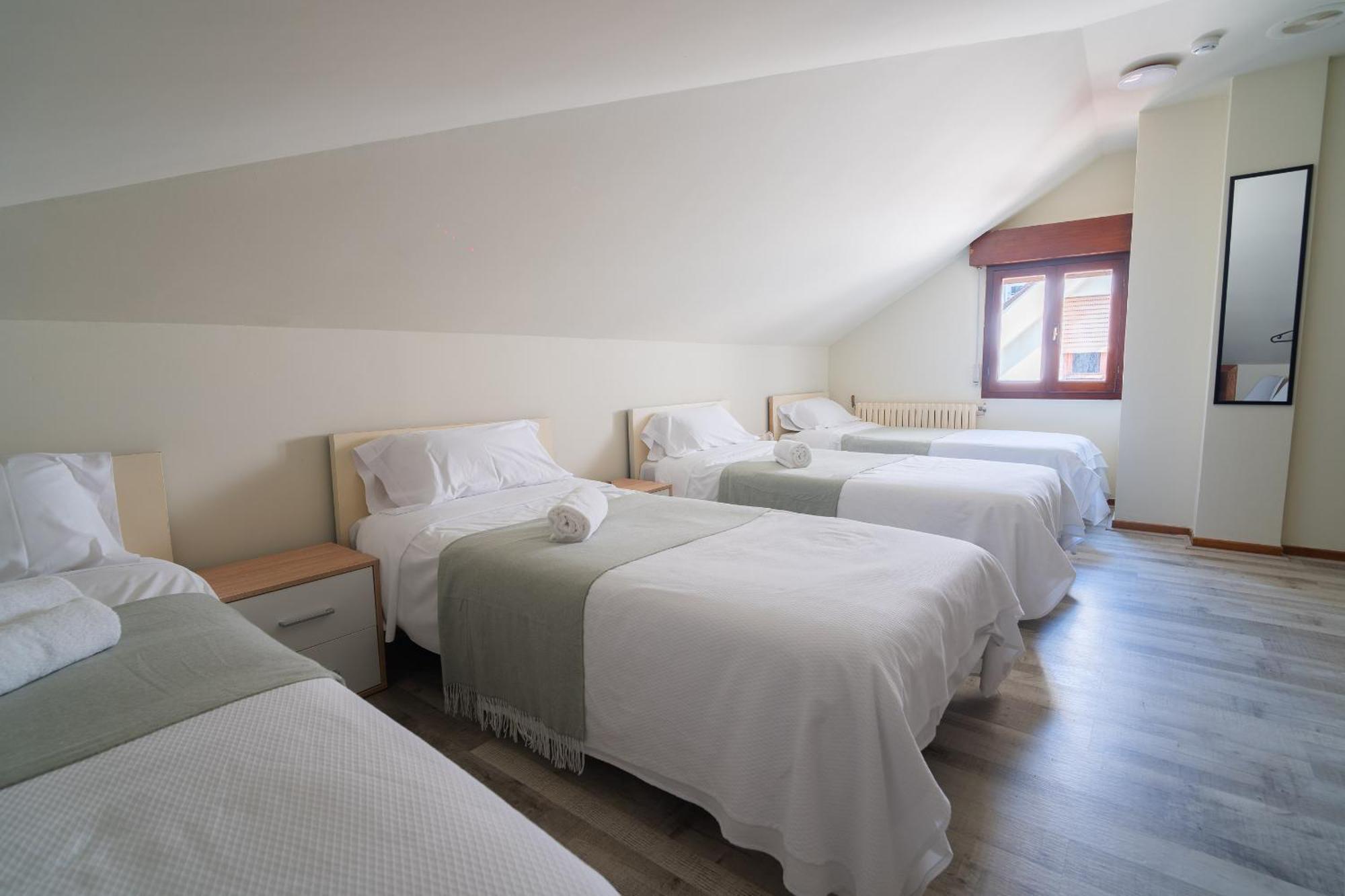 Guest house Valdecilla 3000 *