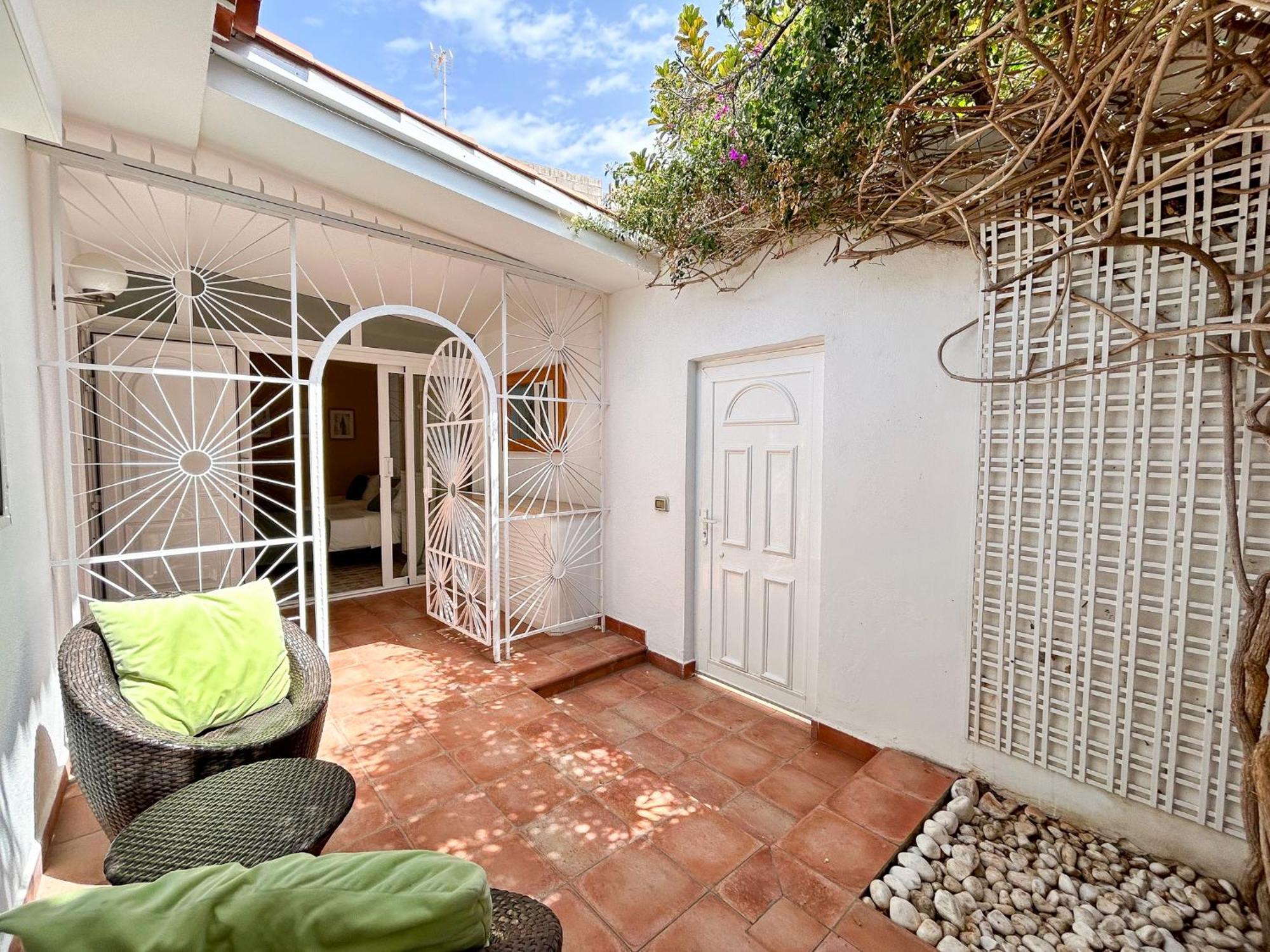 Apartment Penthouse Of Ocean Views Los Cristianos (Tenerife)