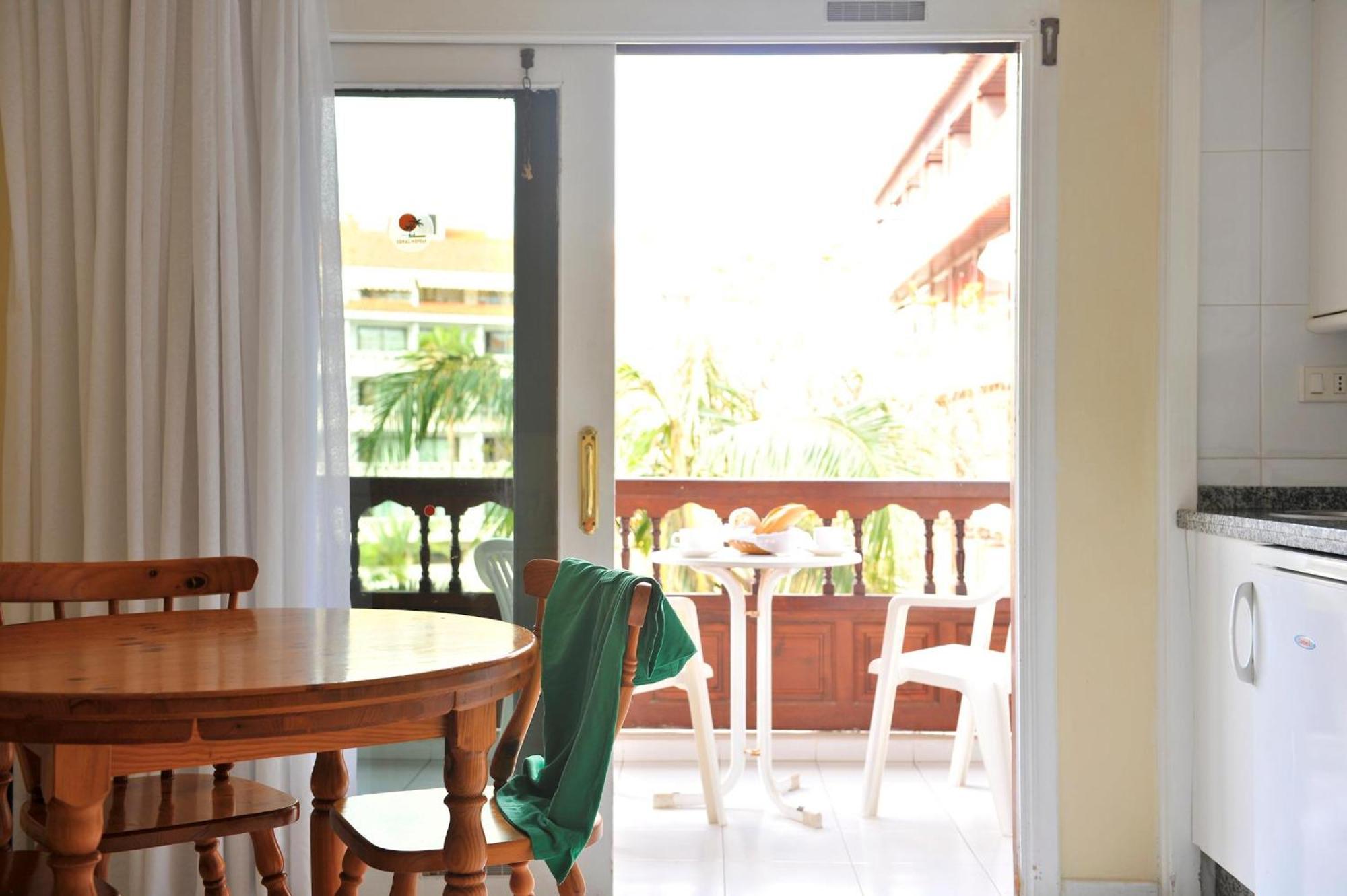 Coral Teide Mar Aparthotel 3*