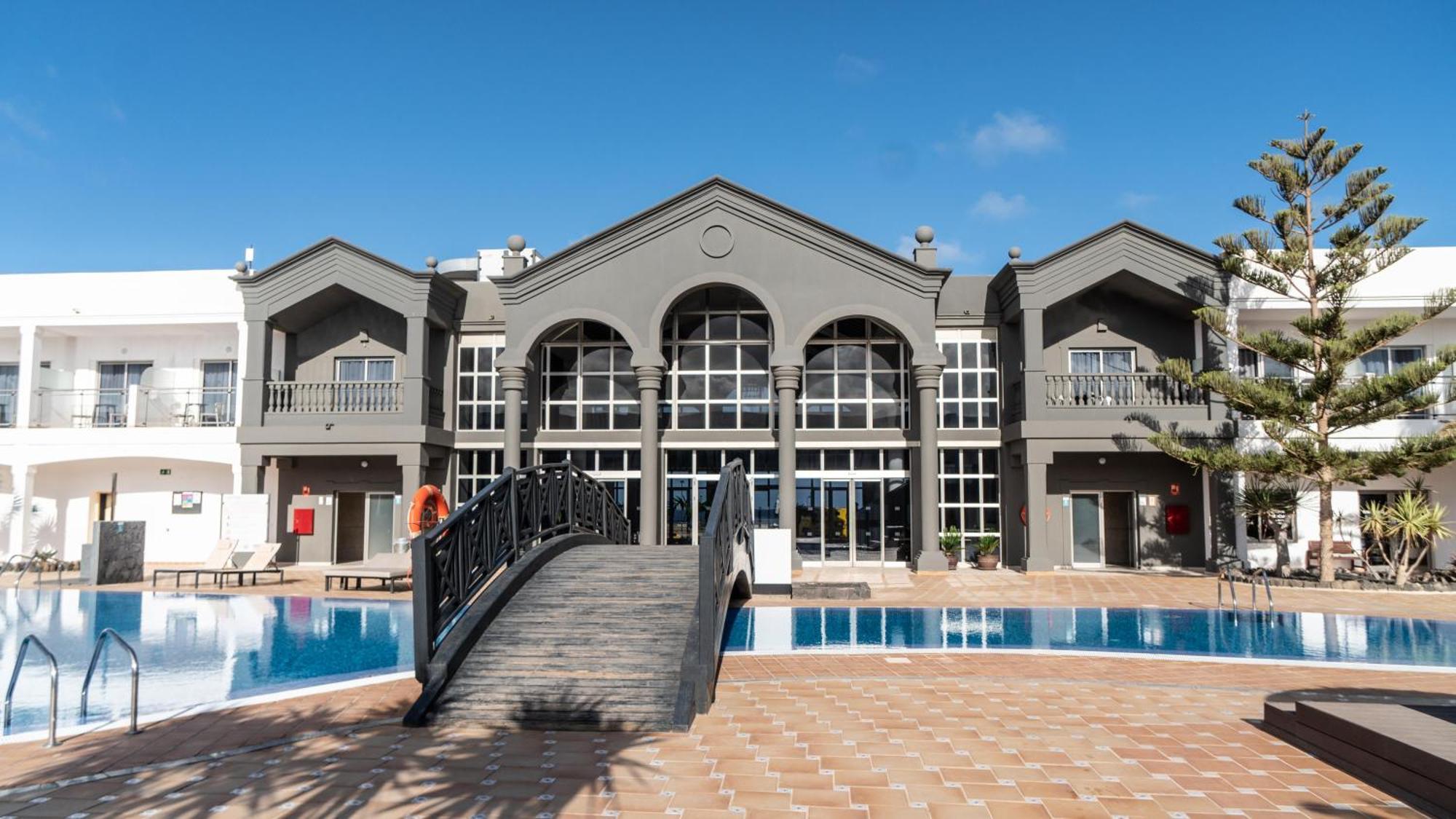 Hotel Coral 4*