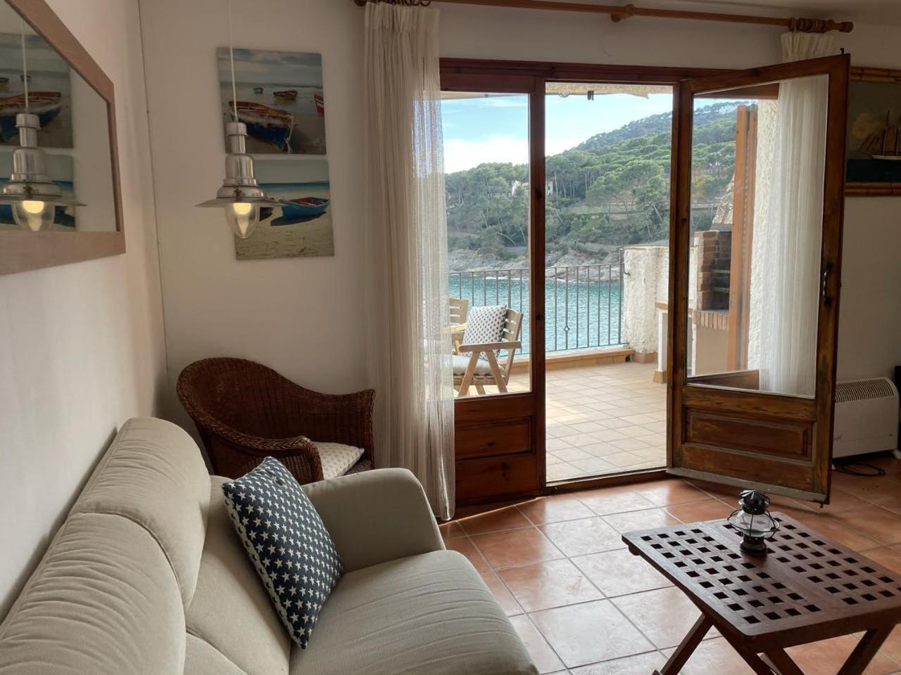 Beach 2 - Terrace Penthouse On The Beach Tamariu