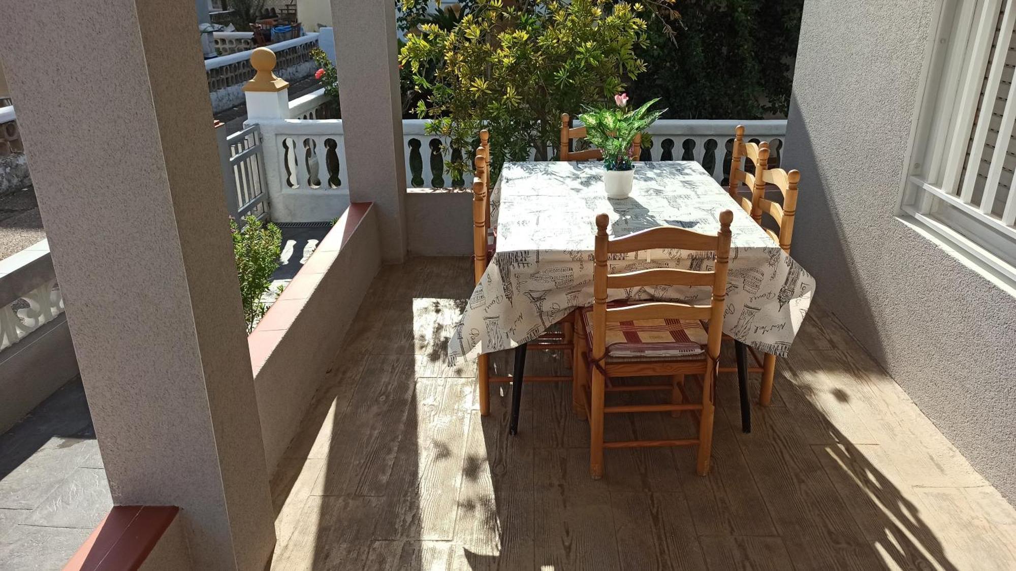 Casa Recien Reformada A Dos Calles Del Mar Holiday home *