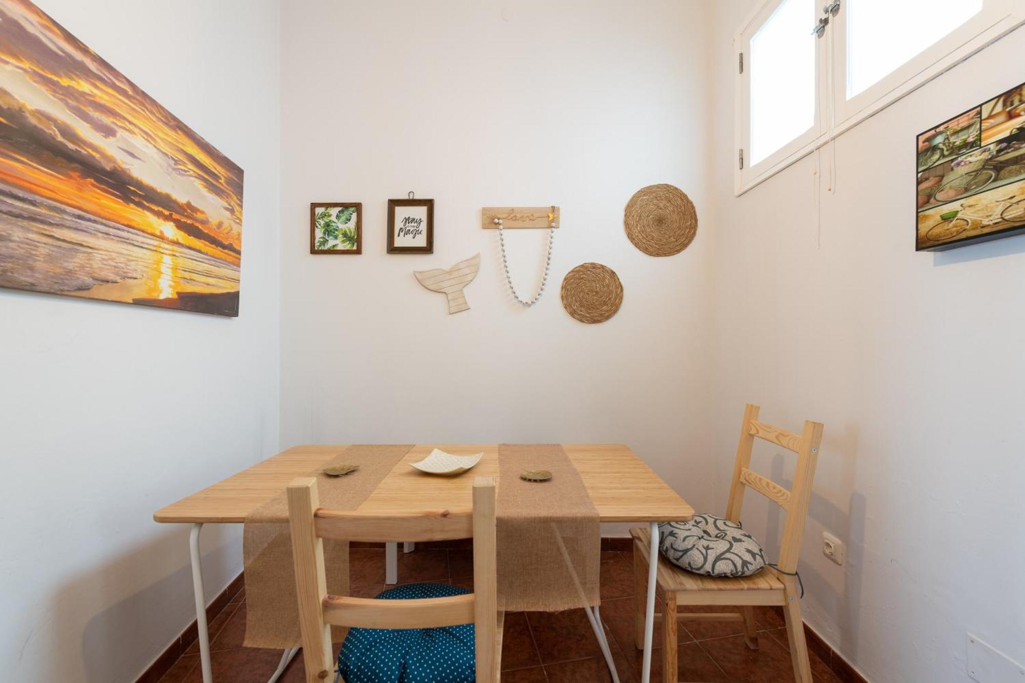 Balcony Spacious 2br Historic Center Apartment *