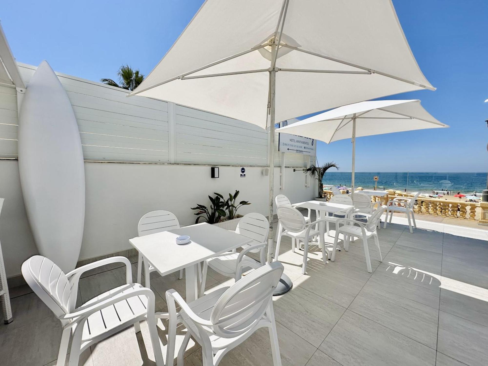 Aparthotel Marina Luz 2*