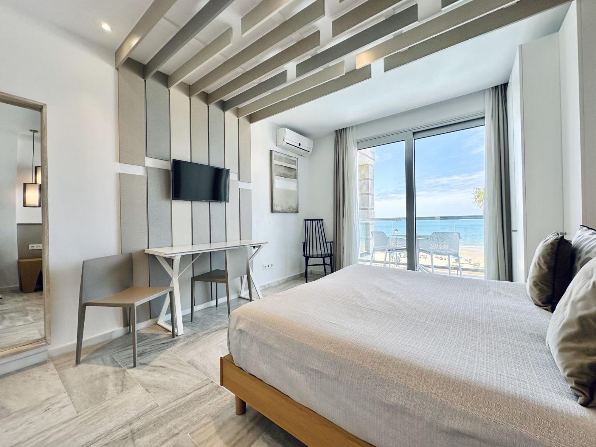 Marina Luz Aparthotel 2*