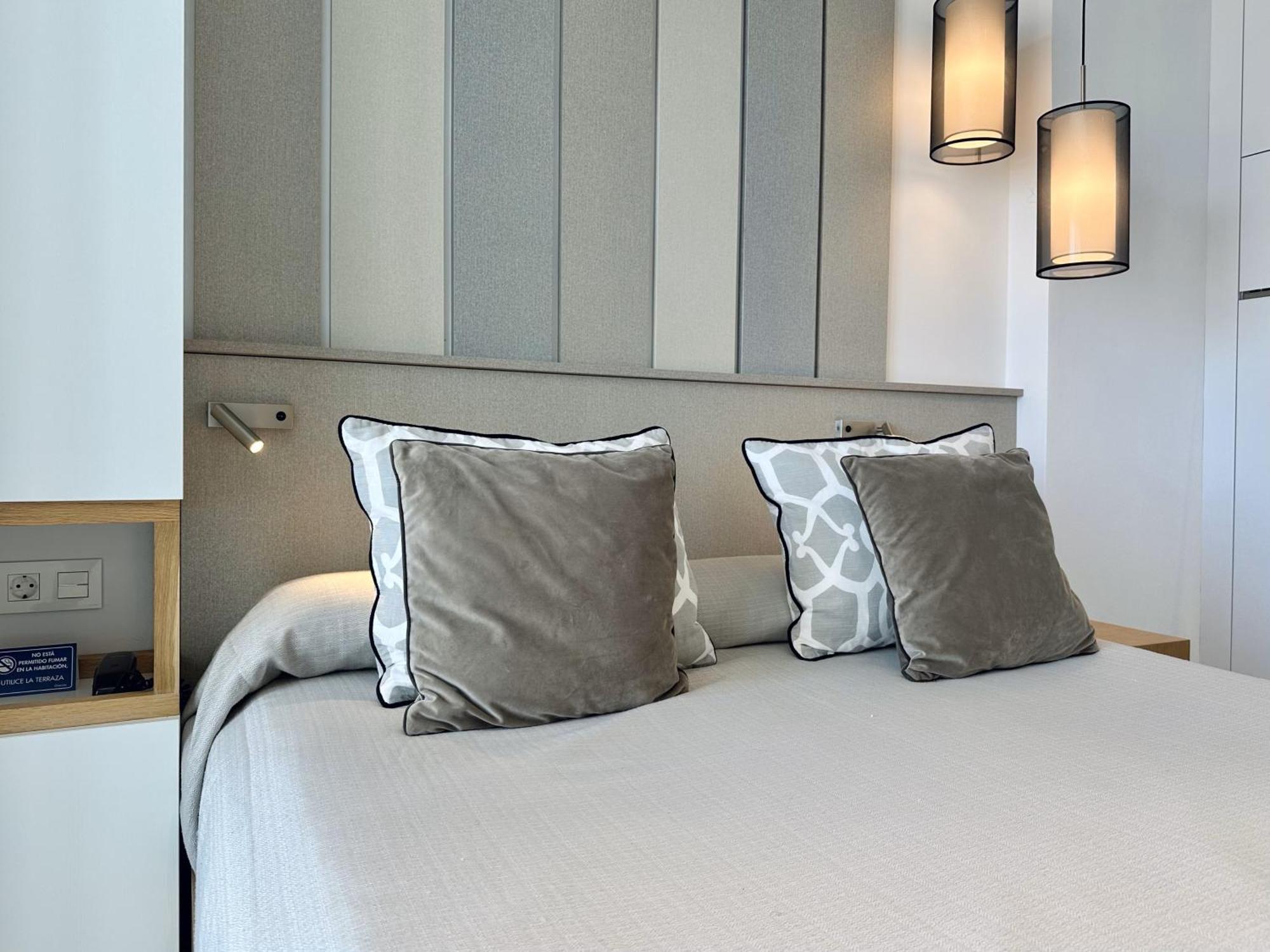 Marina Luz Aparthotel