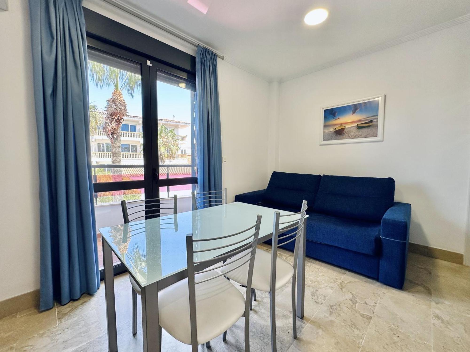 Aparthotel Marina Luz 2*