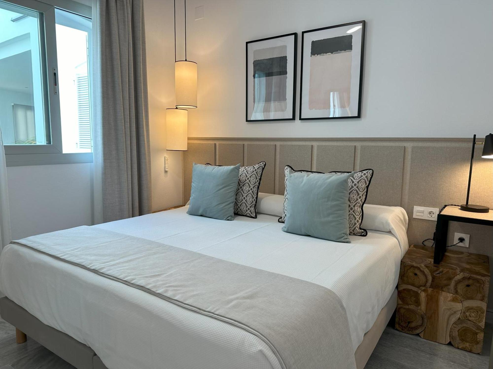 Marina Luz Aparthotel