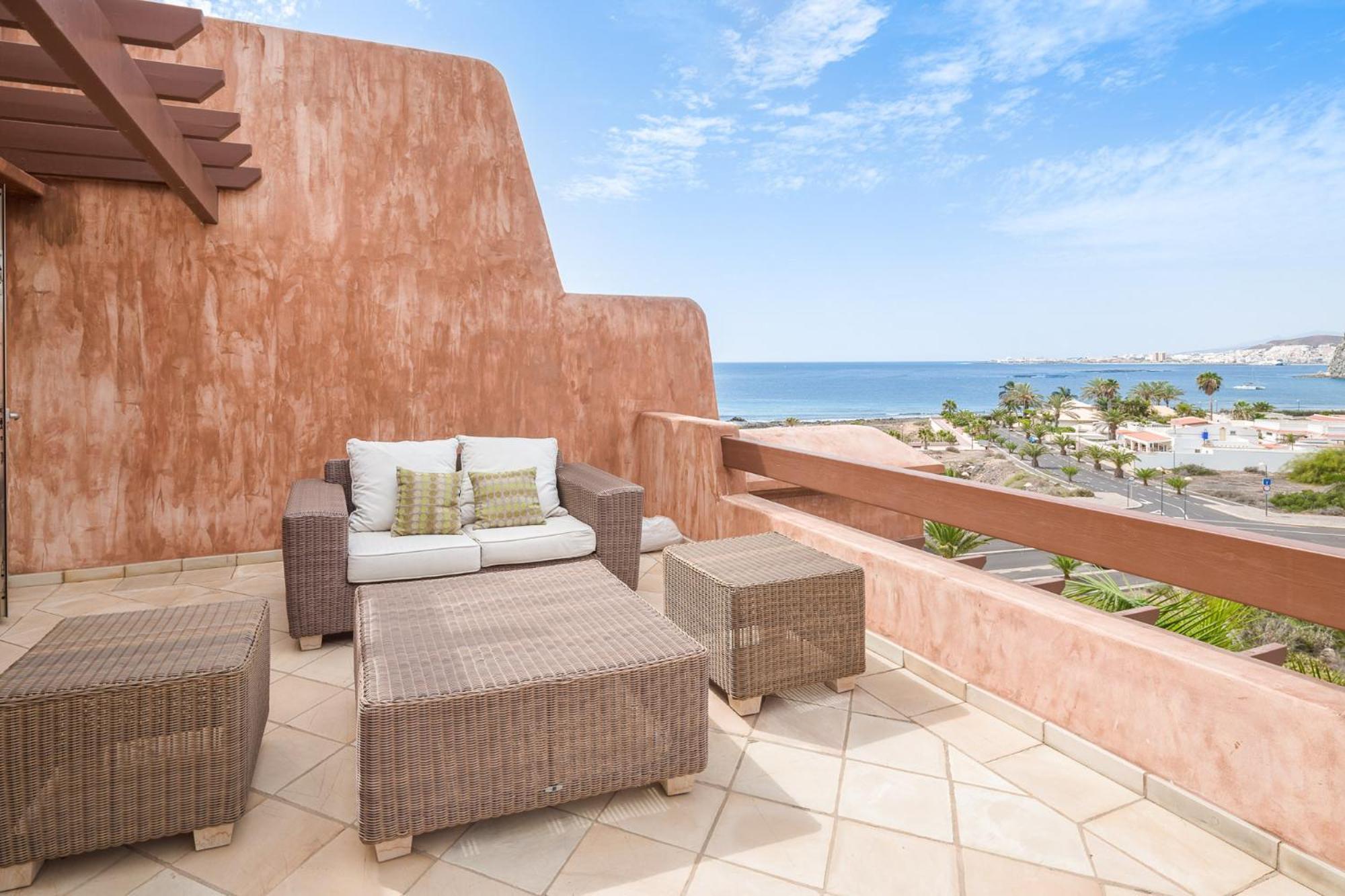 Bahia - Adjona 2,3 Penthouse Sea View & Jacuzzi 2b Сasa de vacaciones *