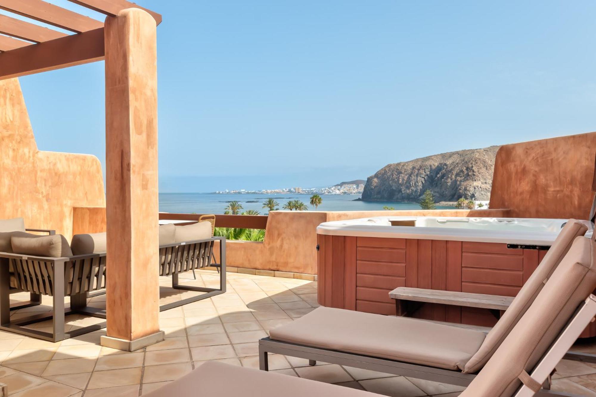 Сasa de vacaciones Bahia - Adjona 2,3 Penthouse Sea View & Jacuzzi 2b Palm-mar