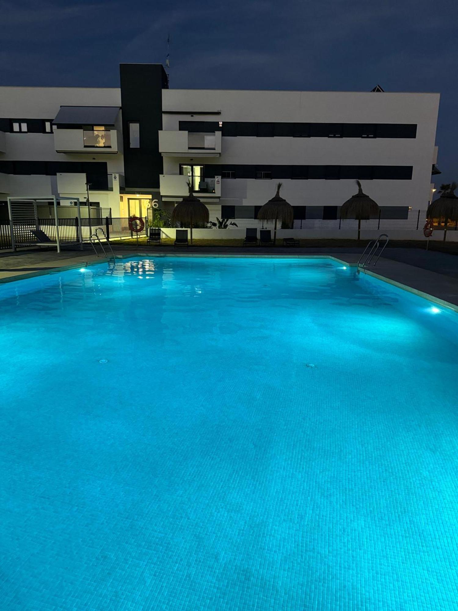 Valle-niza: Beachfront Retreat In Velez-malaga Apartment Malaga