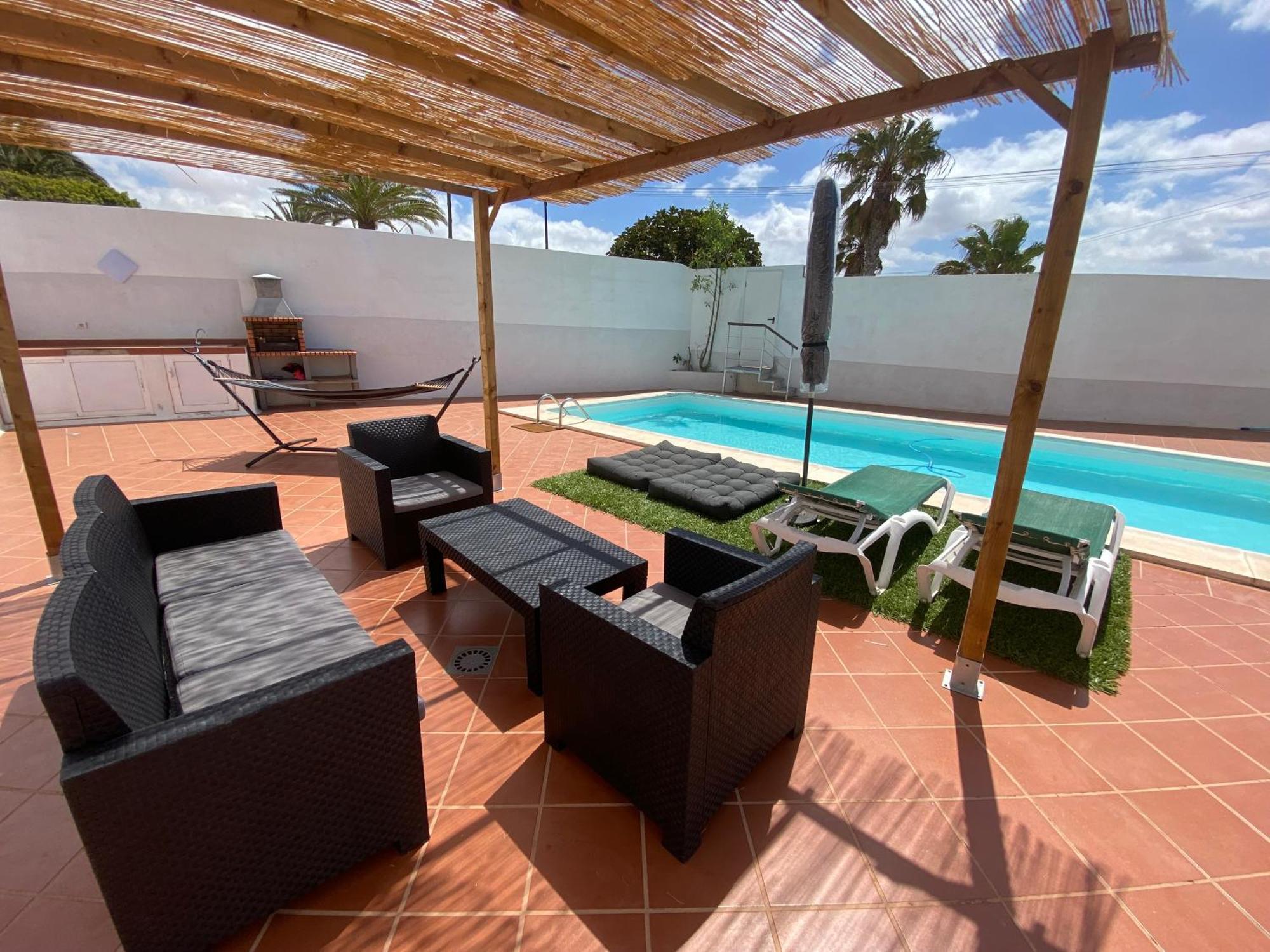 Oasis House Apartment