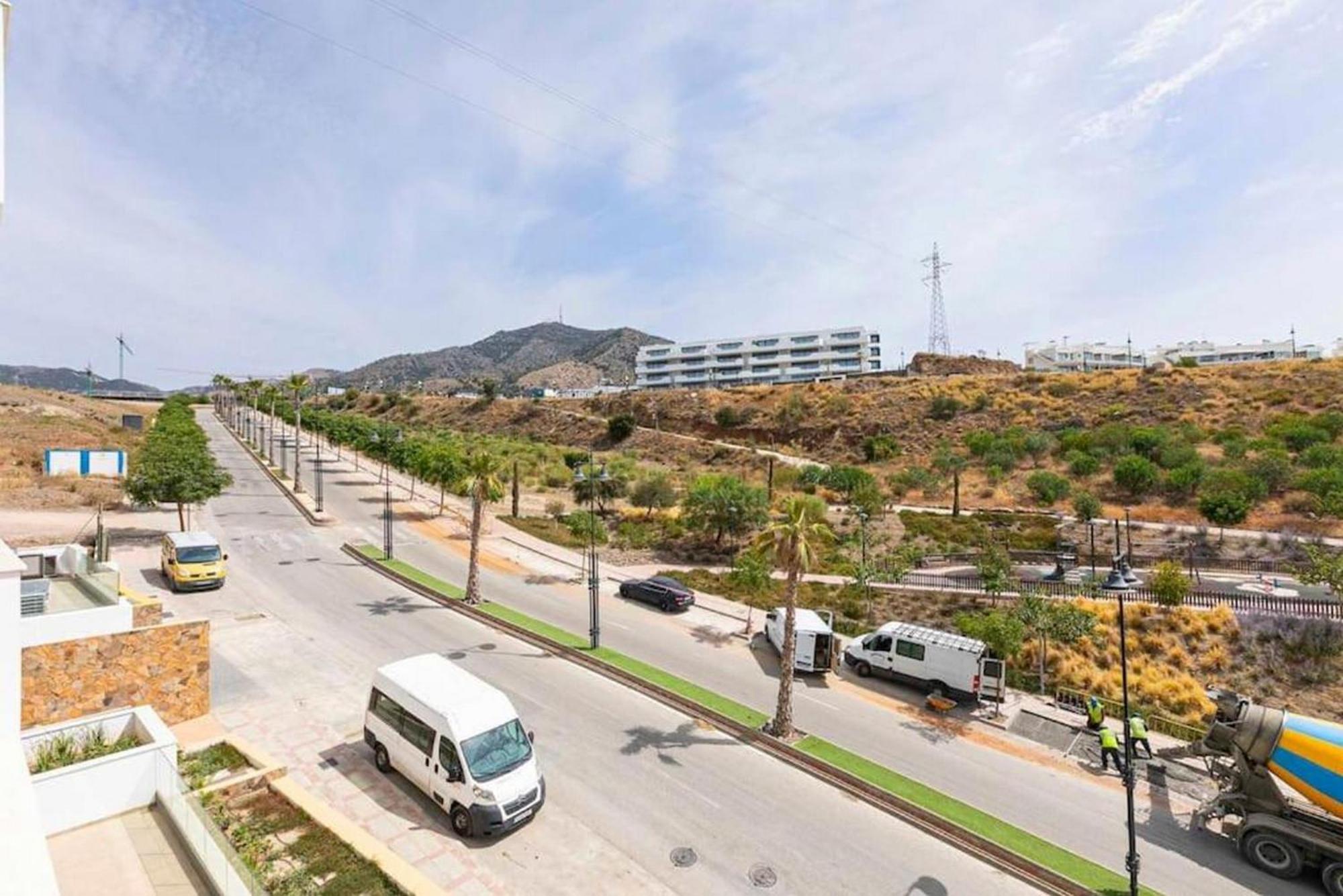 Middle Views Luxury Sea Escape Apartamento *