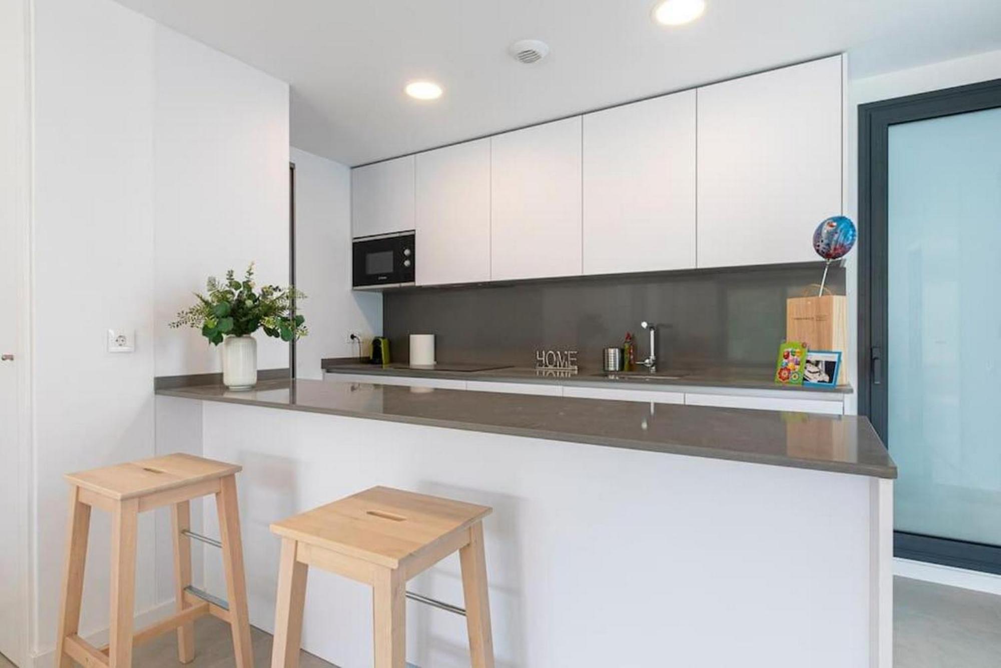 Middle Views Luxury Sea Escape * Torremuelle