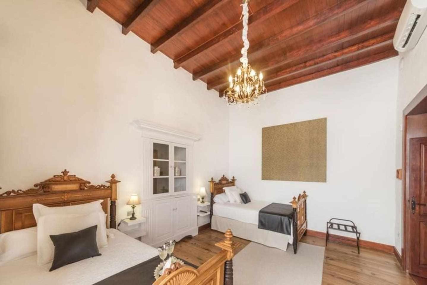 Aparthotel Delmas Emblematico Haria