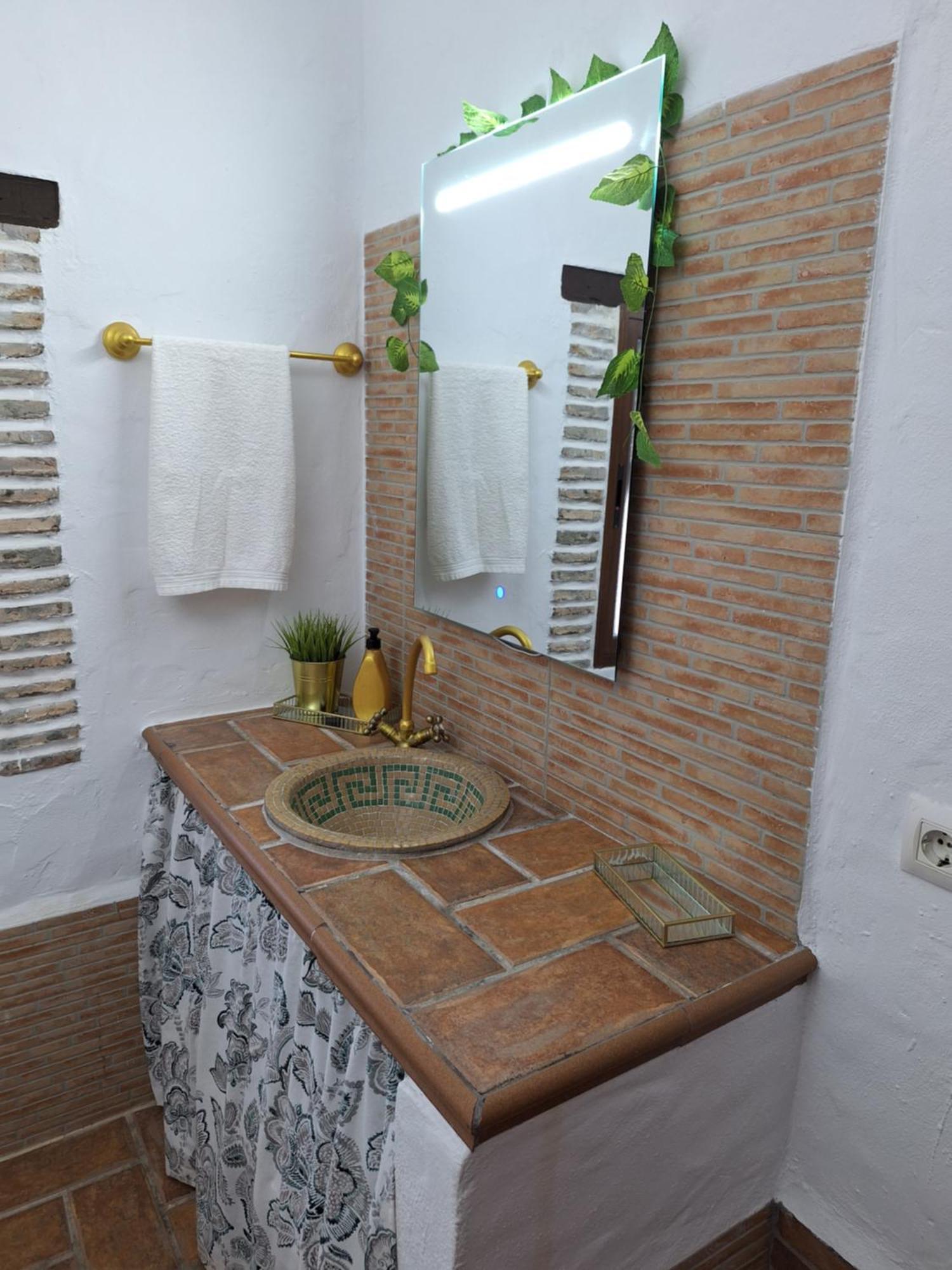 Santamaria Con Piscina Y Wifi *