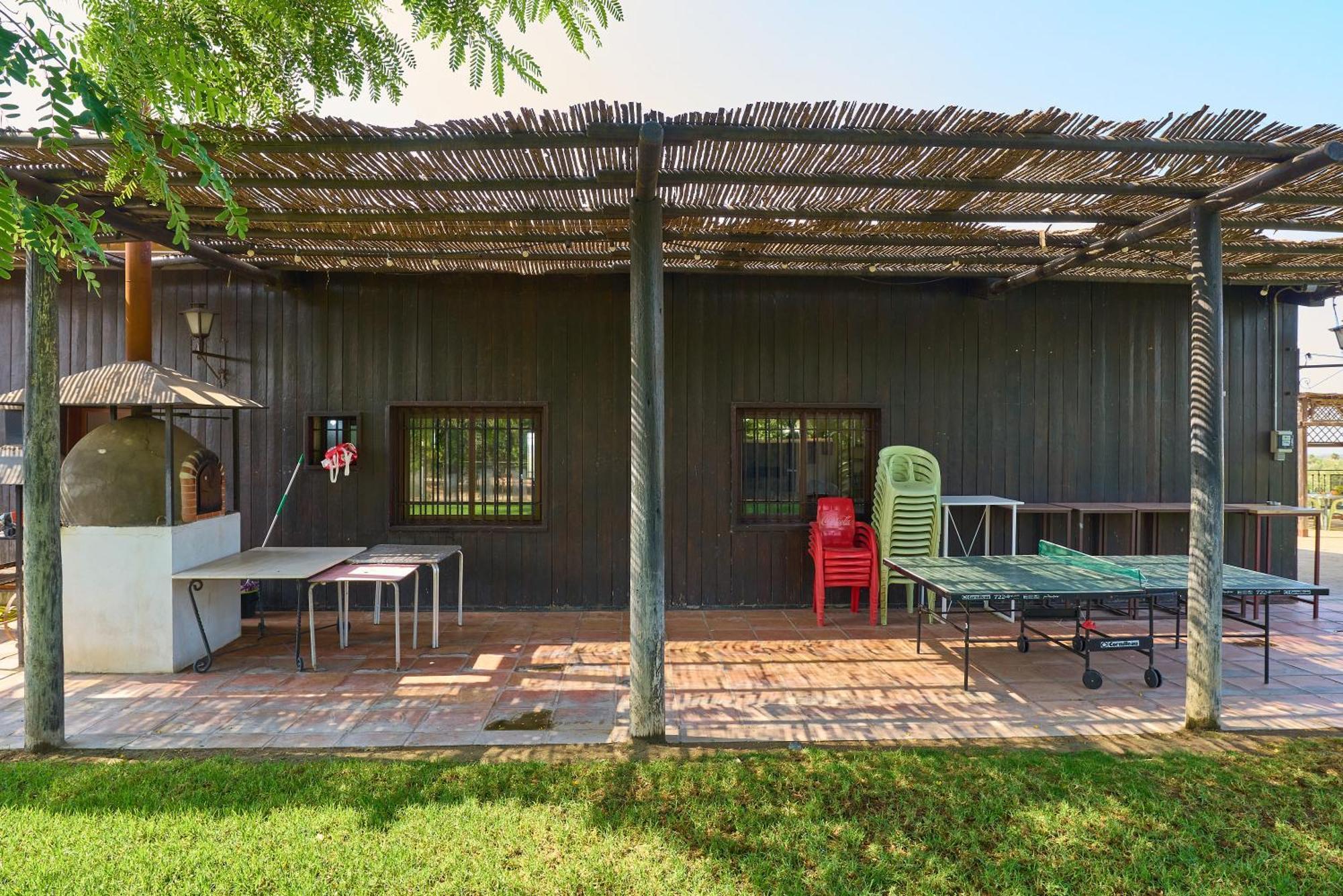 La Piscina Y Jardin *
