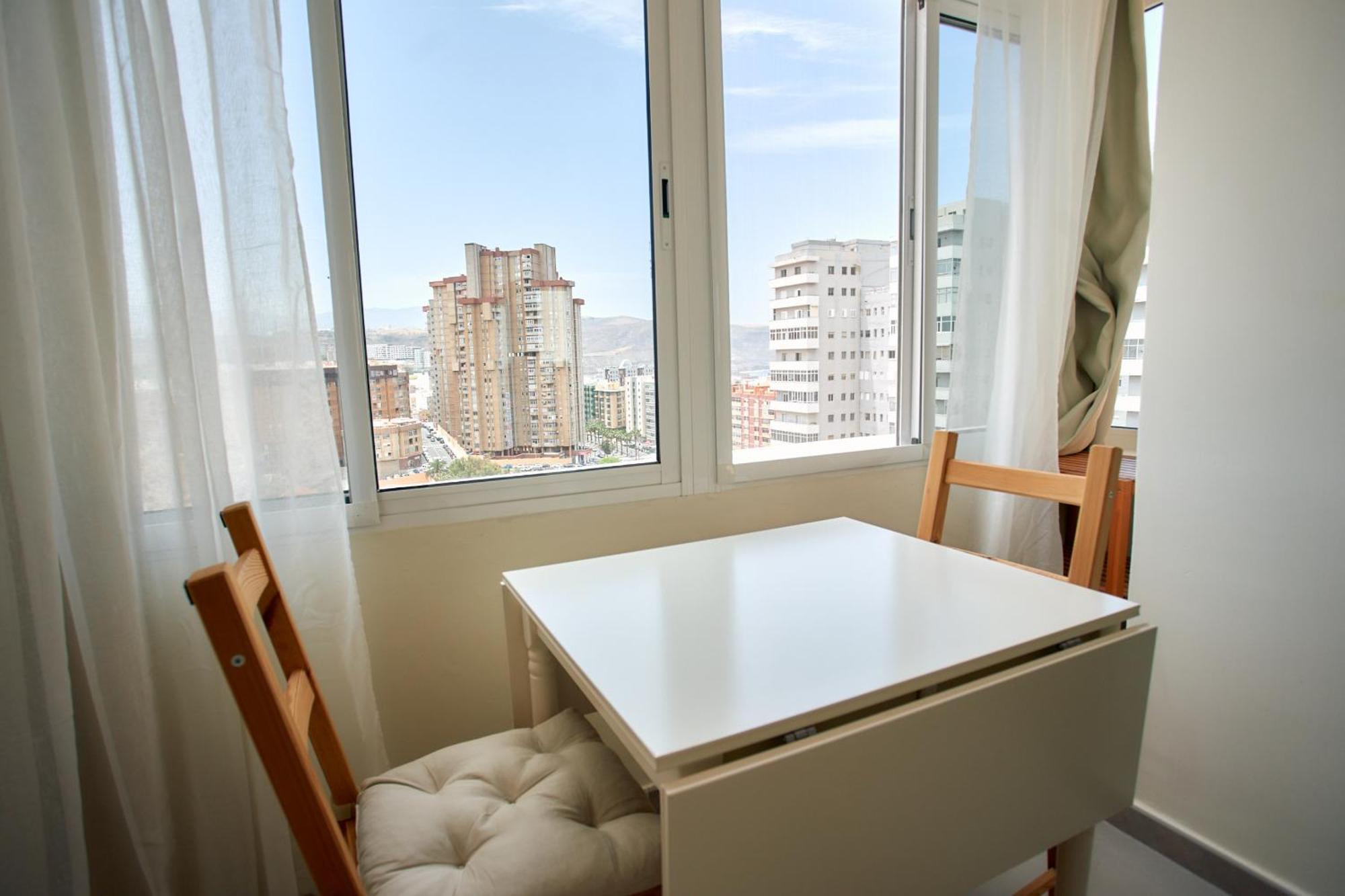Work & Pet Friendly Urban Next To The Apartamento