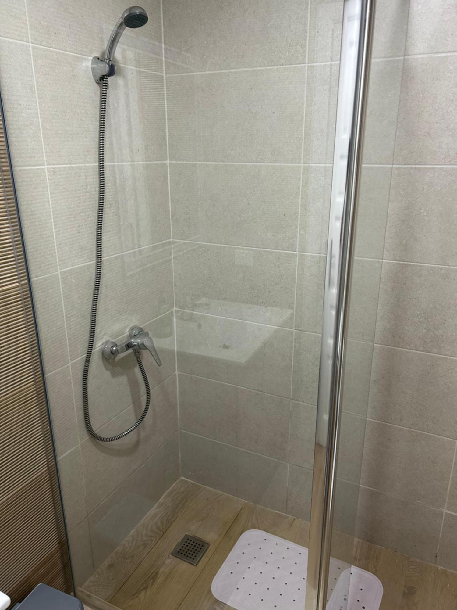 Alondra Park Apartment *
